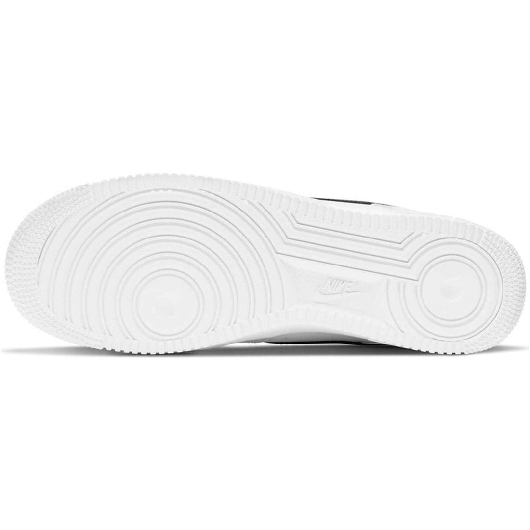 Nike Sneakers - Fashion Roots