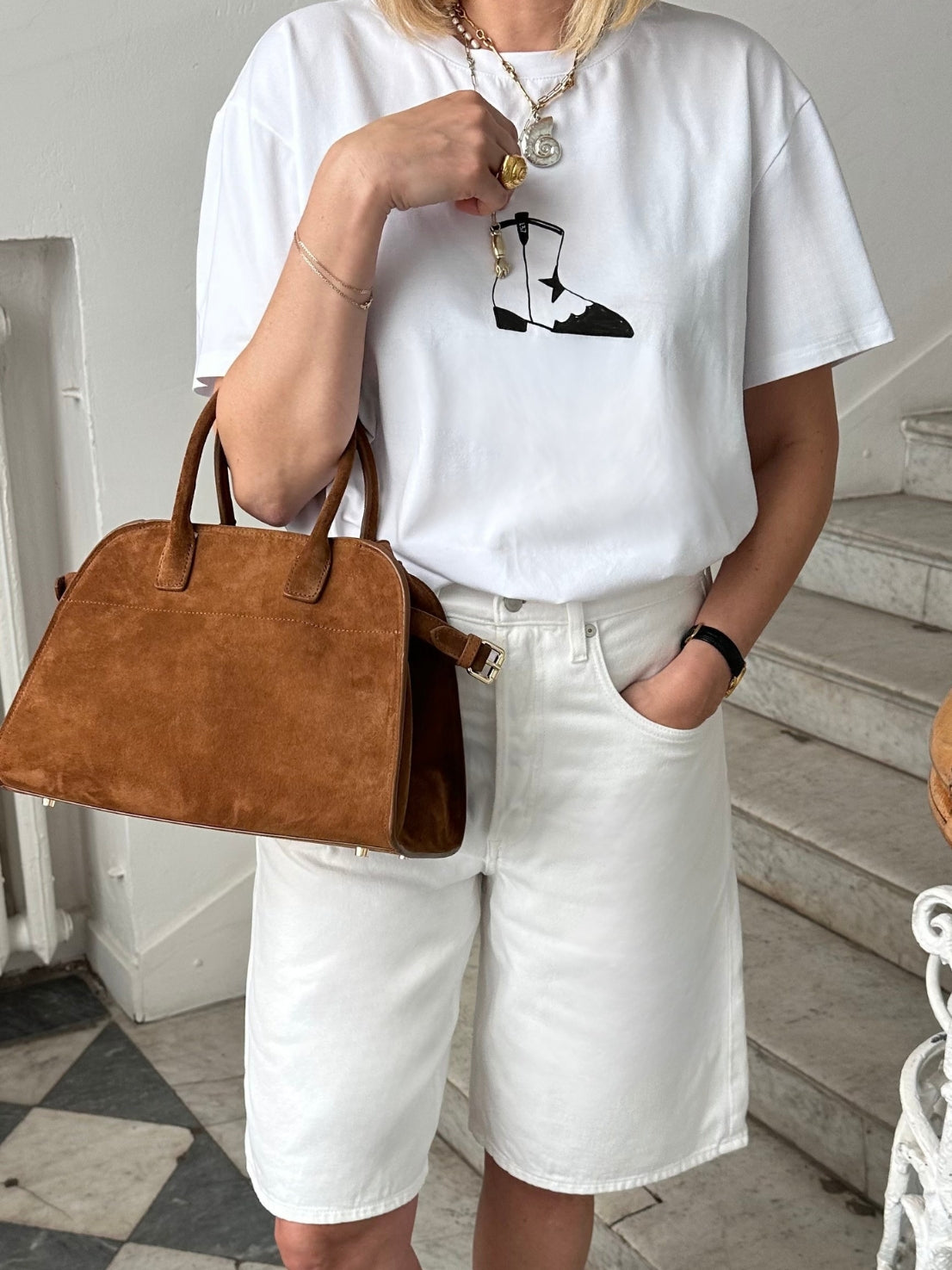 05341f3dae54b74065d945a38ec06632