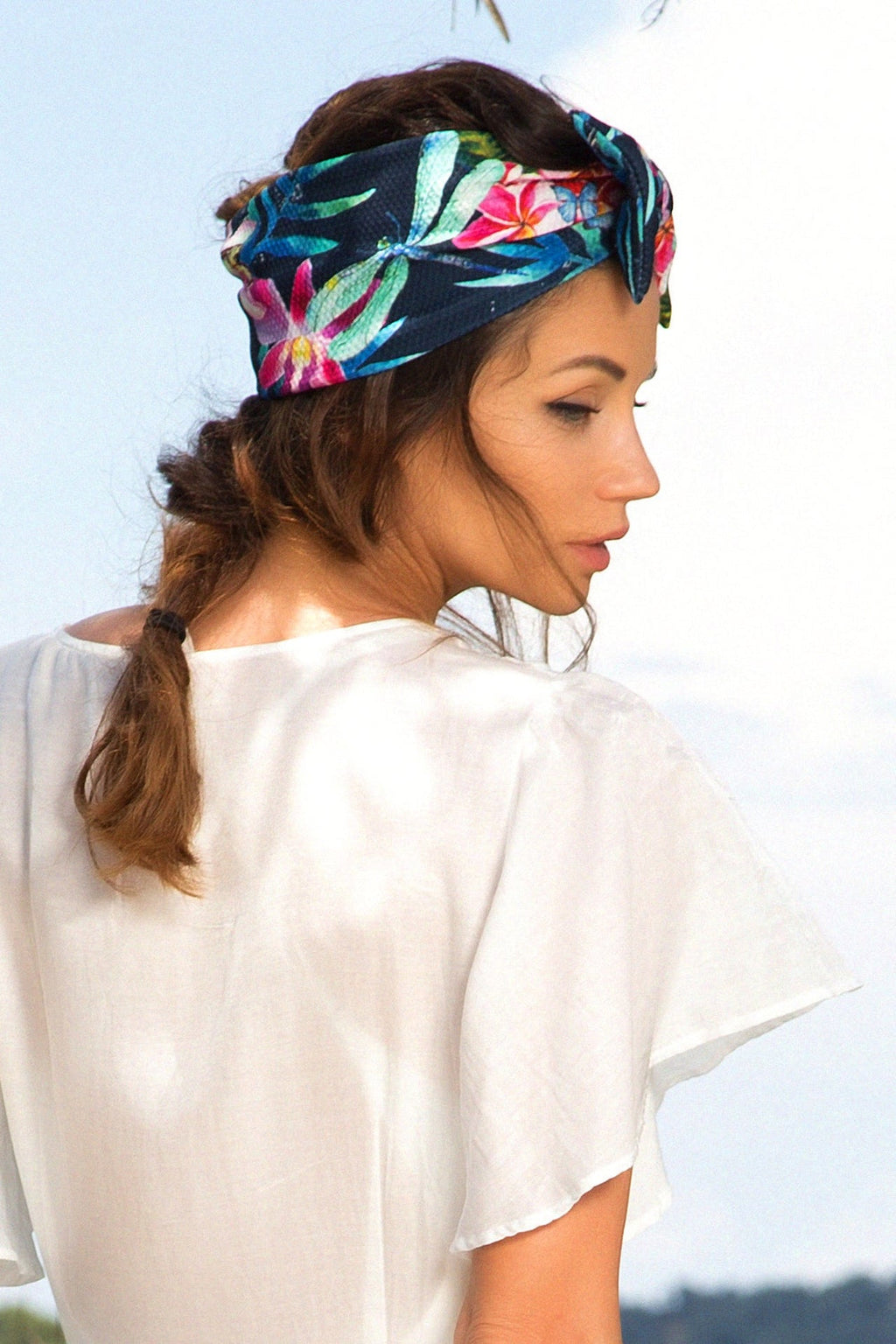 BOW-EMBELLISHED ELASTIC HEADBAND