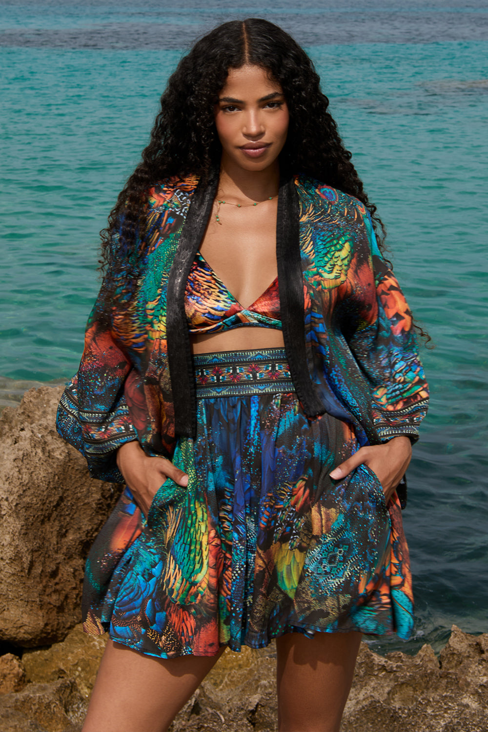 CROPPED VISCOSE KIMONO WITH ELASTIC BELT- AMAZONIA