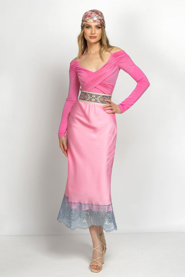 PINK VISCOSE STRETCH WRAP BLOUSE WITH GATHERS - ESSENTIALS JIORO БЛУЗА ОТ ВИСКОЗА В РОЗОВО С ПАДНАЛО РАМО И НАБОРИ - ESSENTIALS JIORO