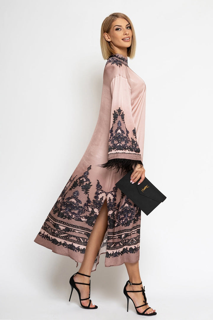 VISCOSE SATIN CAFTAN WITH FEATHERS - GRAFFITI POWDER JIORO КАФТАН ОТ ВИСКОЗА С ПЕРА - GRAFFITI POWDER JIORO
