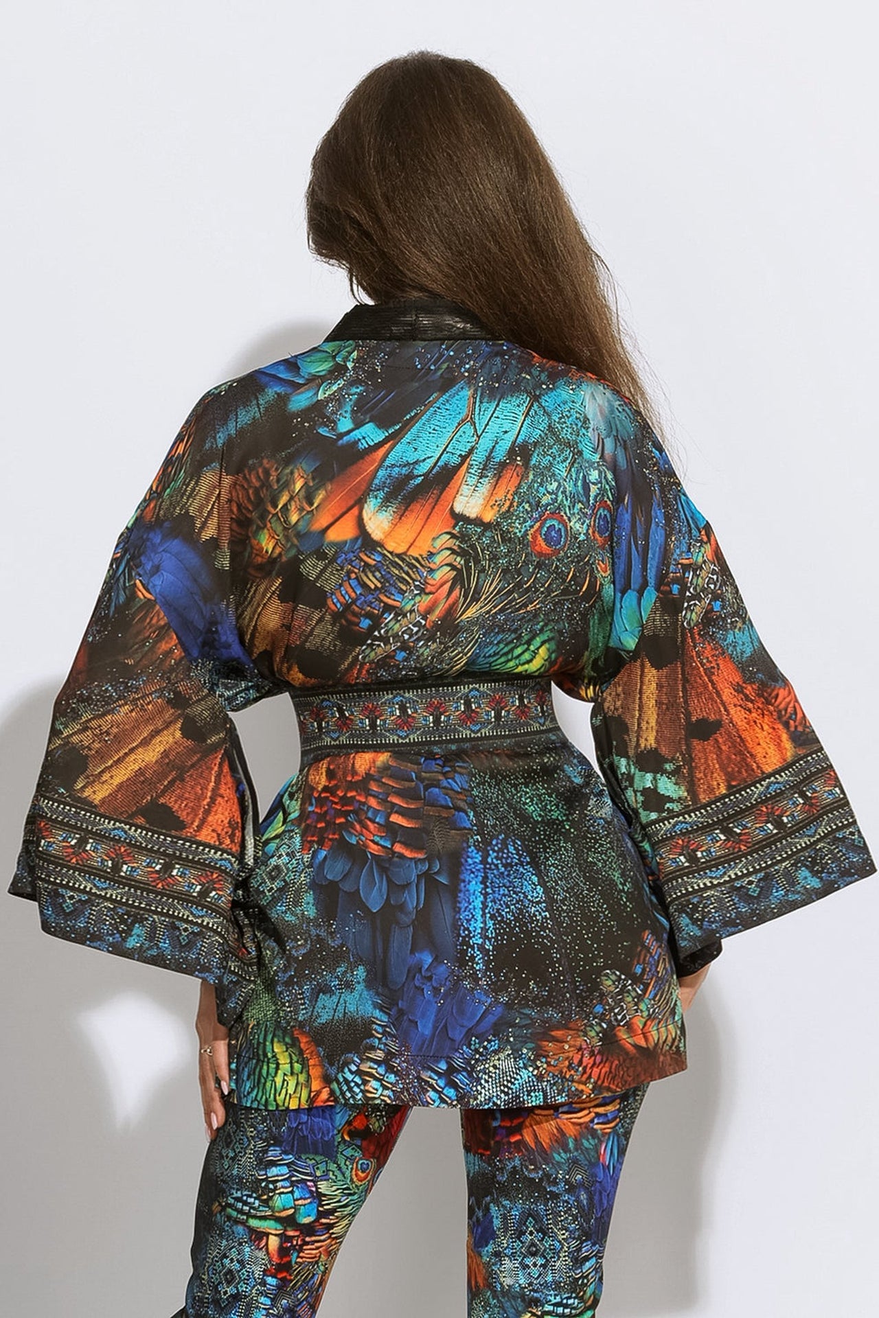 CROPPED VISCOSE KIMONO WITH ELASTIC BELT- AMAZONIA JIORO КРОП КИМОНО ОТ ВИСКОЗА С ЛАСТИЧЕН КОЛАН - AMAZONIA JIORO