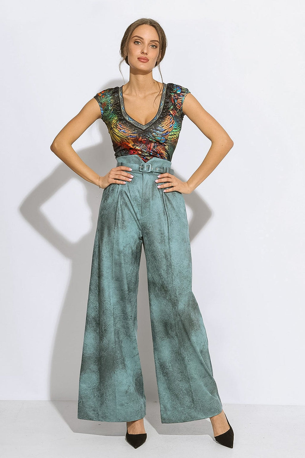 PANTALON BLEU TAILLE HAUTE – ESSENTIELS