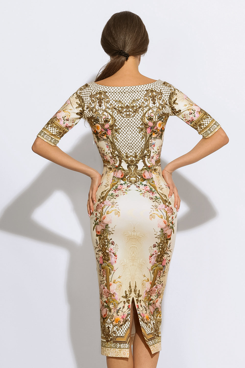 OPEN SHOULDERS DRESS -  BAROQUE FLOWERS JIORO ВТАЛЕНА РОКЛЯ С ОТВОРЕНО ДЕКОЛТЕ - БАРОК С ФЛОРАЛЕН МОТИВ JIORO
