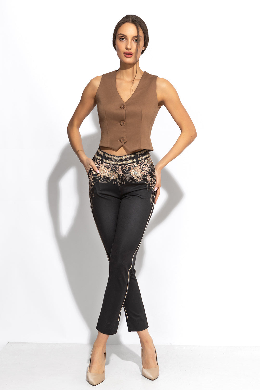 VISCOSE BLEND VEST IN BEIGE - ESSENTIALS JIORO ЕЛЕК ОТ ВИСКОЗА В БЕЖОВО - ESSENTIALS JIORO