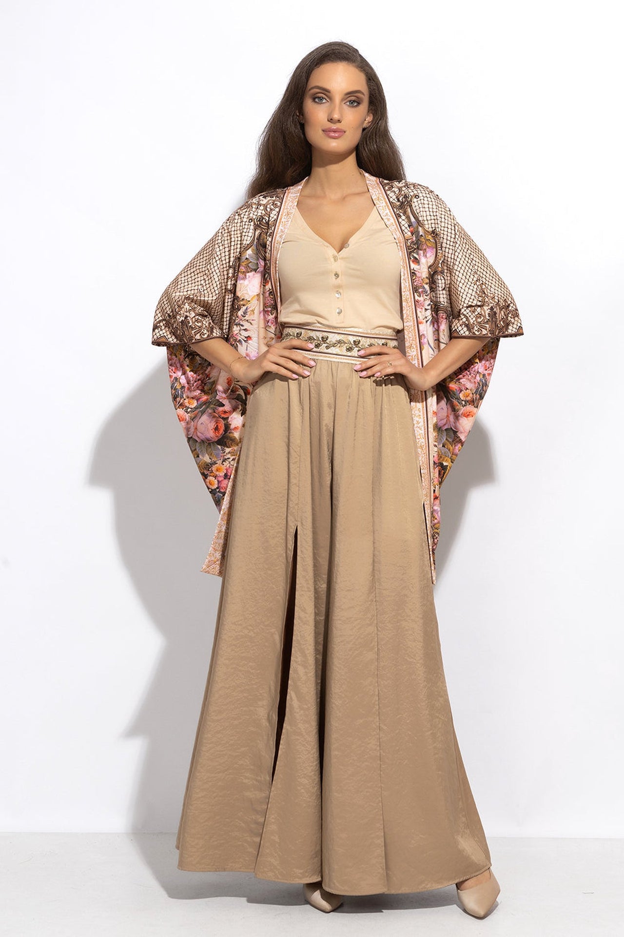 HIGH-WAISTED PANTS CUPRO TOUCH WITH SLITS IN BEIGE - ESSENTIALS