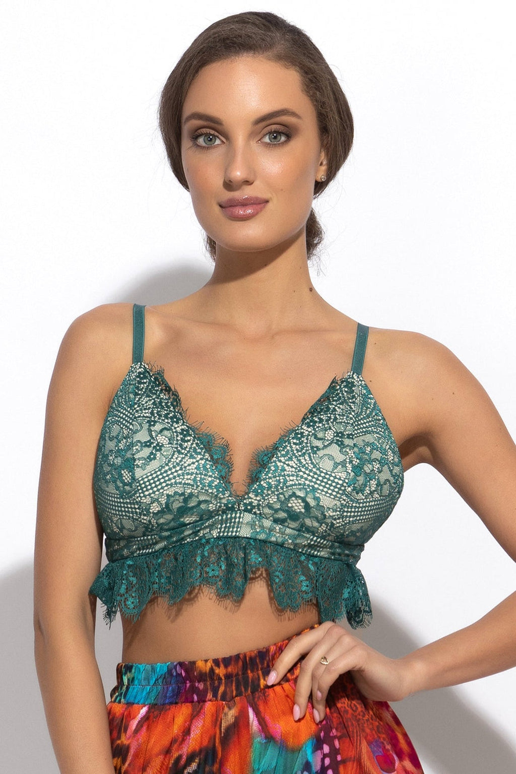 Haut en dentelle verte - Les essentiels