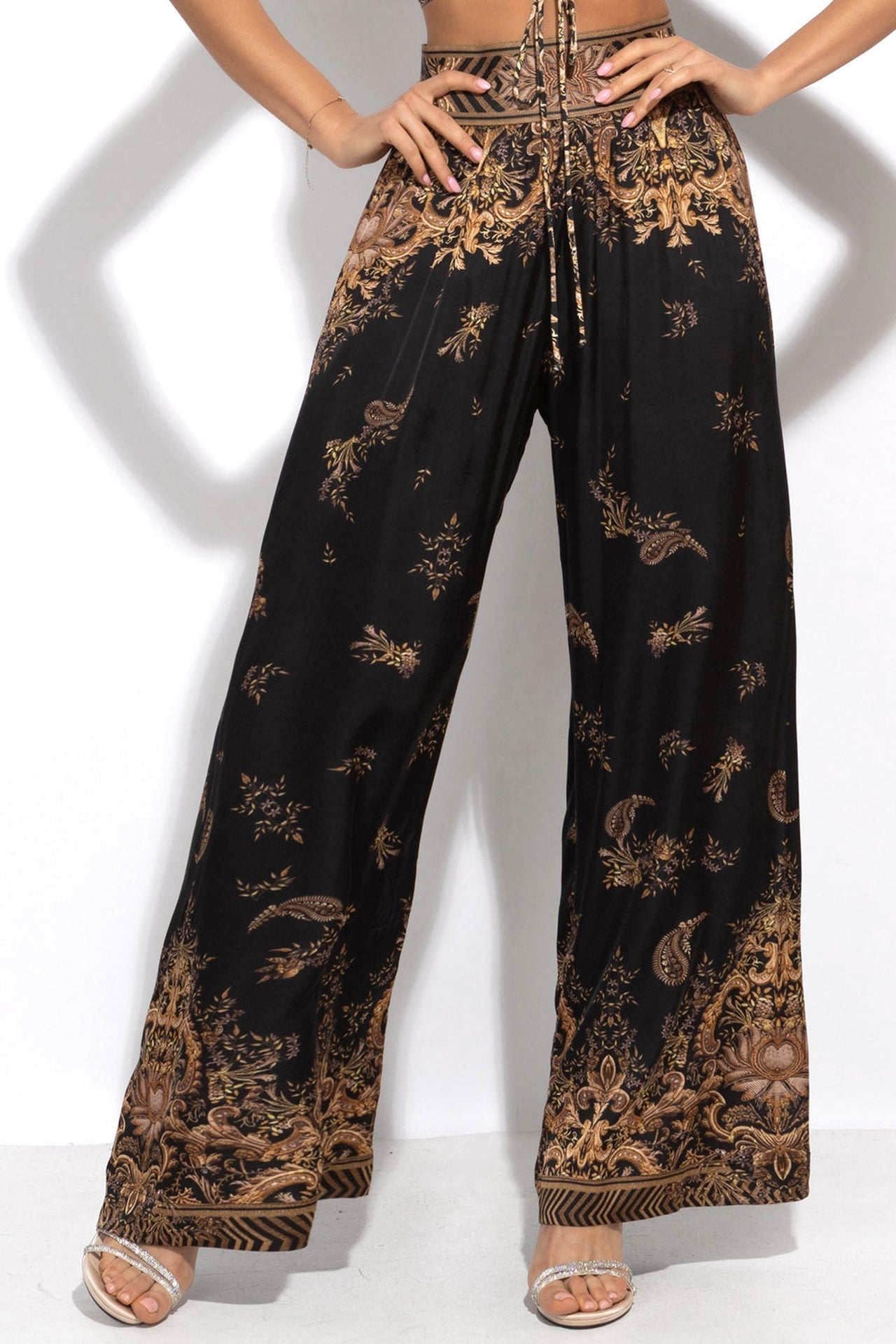 VISCOSE SATIN WIDE-LEG TROUSERS WITH ELASTIC WAIST - GOLDEN STRIPES JIORO СВОБОДЕН ПАНТАЛОН ОТ ЛЪСКАВА ВИСКОЗА - GOLDEN STRIPES JIORO