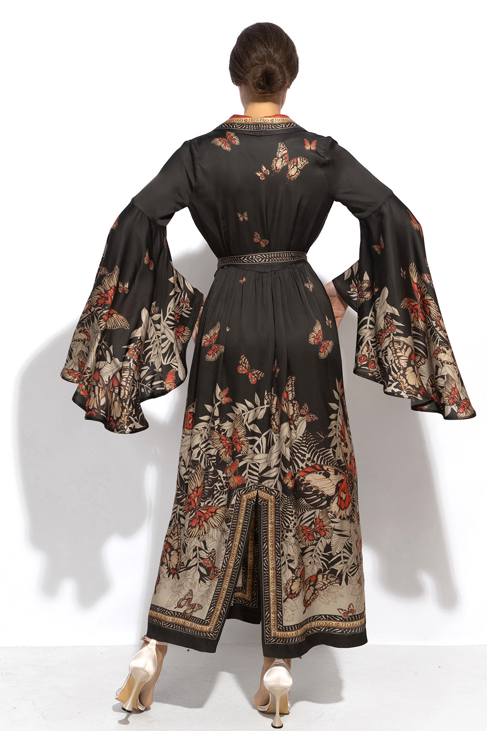VISCOSE KIMONO WITH DRAPED BACK AND SHAWL COLLAR - MIDNIGHT BUTTERFLIES