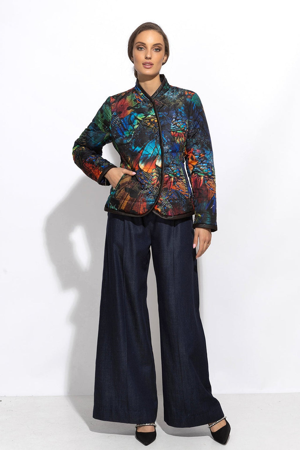 LIGHTLY COATED JACKET WITH QUILTED LINING - AMAZONIA JIORO ЛЕКО ПРОМАЗАНО ЯКЕ С ВАТА - AMAZONIA JIORO