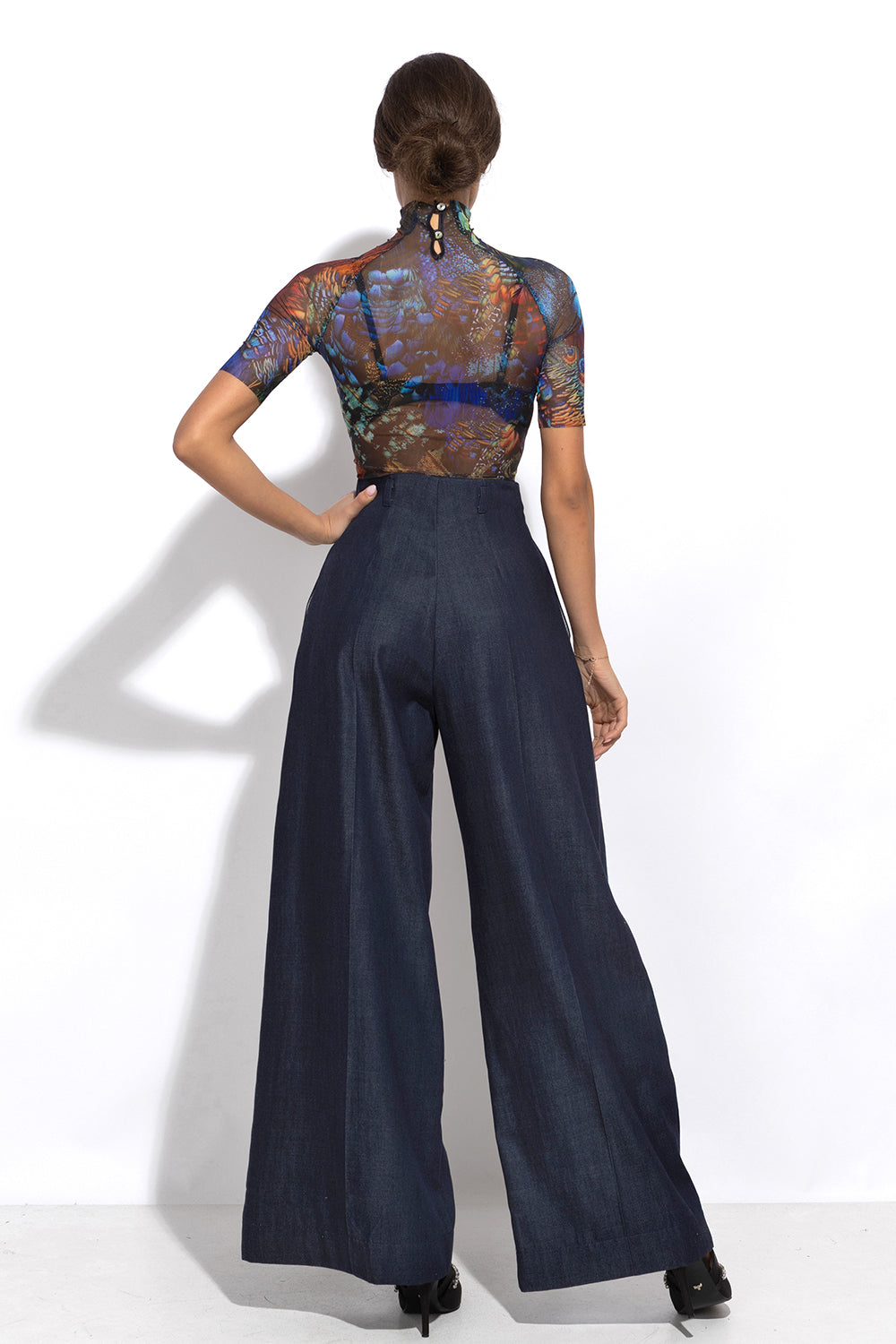 SHORT SLEEVE MESH BODYSUIT - AMAZONIA JIORO БОДИ С КЪС РЪКАВ ОТ МРЕЖА - AMAZONIA JIORO