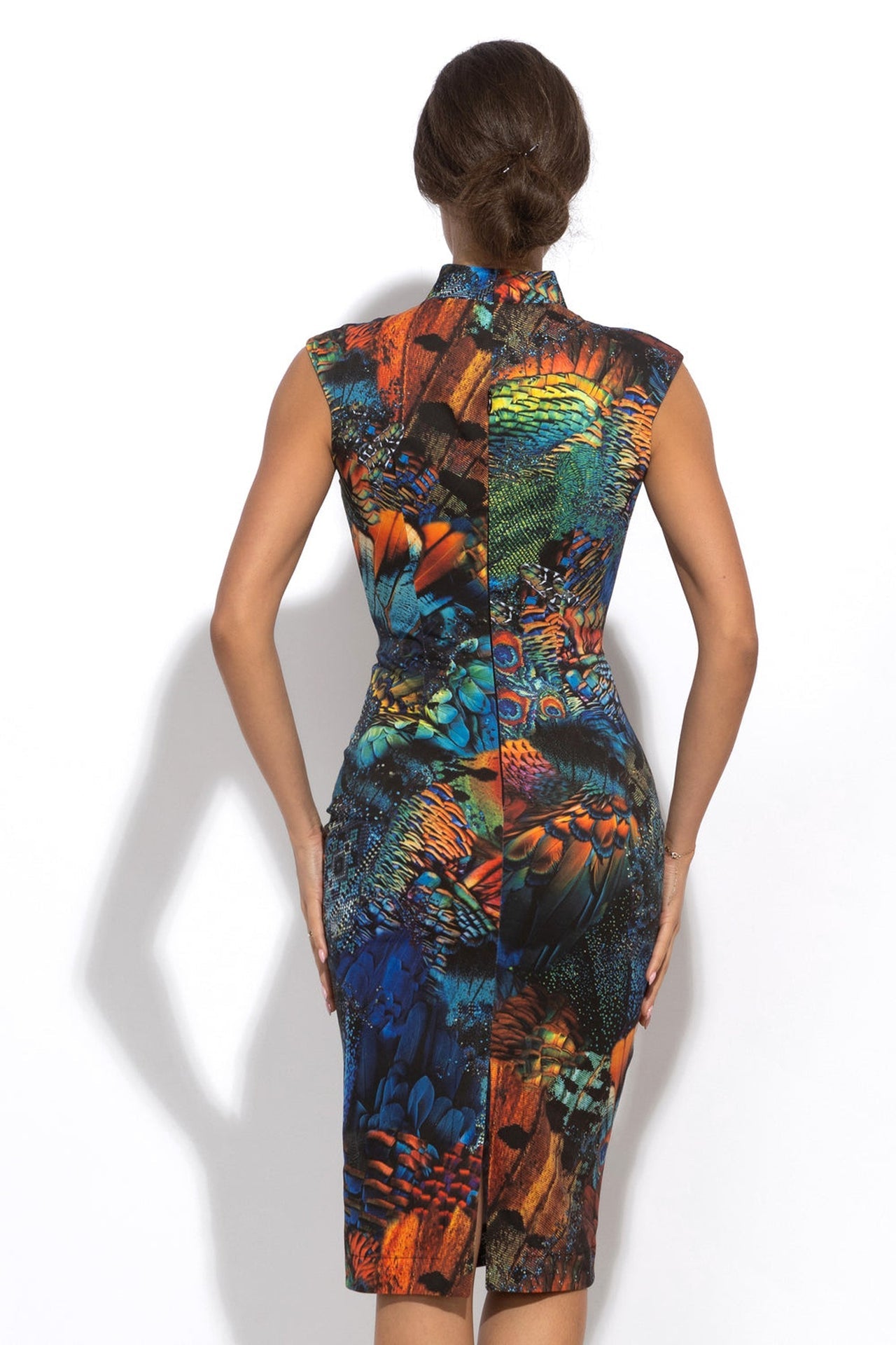 ROBE AJUSTÉE EN SERGÉ DE COTON À DÉCOLLETÉ PROFOND - AMAZONIA