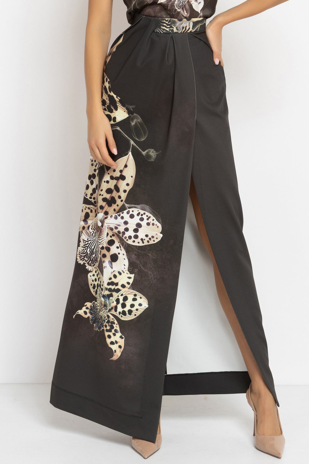 BLACK MAXI SKIRT WITH LONG SLIT - LEO ORCHID JIORO ЧЕРНА ДЪЛГА ПОЛА С ЦЕПКА - LEO ORCHID JIORO