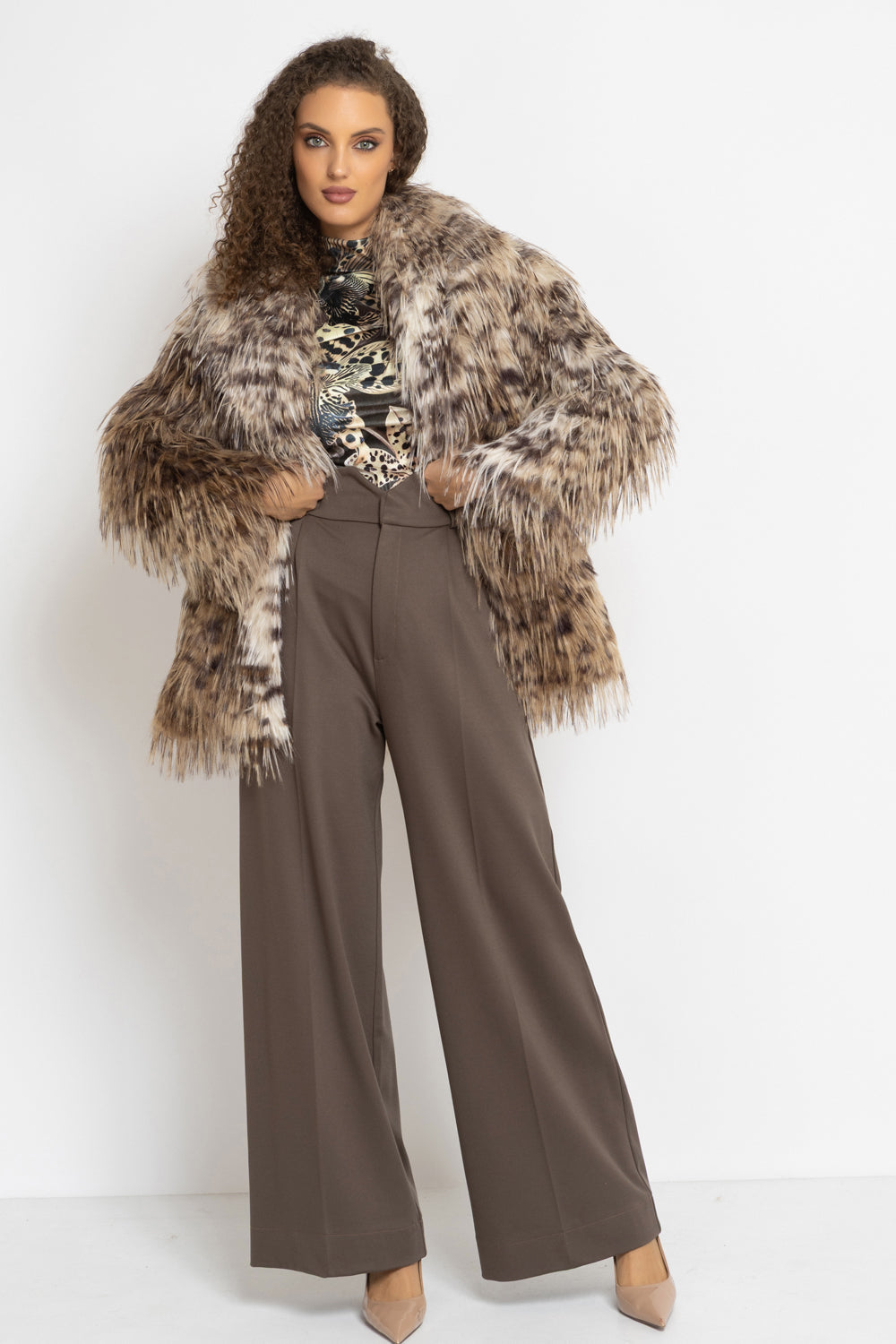 OVERSIZED FAUX FUR COAT WITH LARGE SHAWL COLLAR IN SERVAL PRINT AND BELT - ESSENTIALS JIORO ОВЪРСАЙЗ ПАЛТО ОТ ИЗКУСТВЕН КОСЪМ С ШАРКА СЕРВАЛ С ГОЛЯМА ШАЛ-ЯКА И КОЛАН - ESSENTIALS JIORO