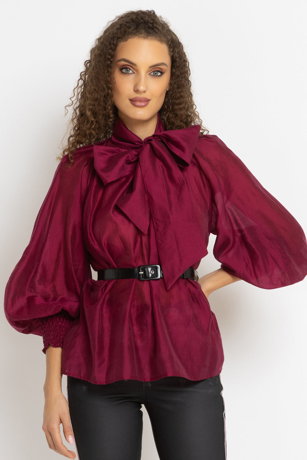 BOHEMIAN BURGUNDY BLOUSE WITH PUFF SLEEVES AND TIE-FRONT COLLAR - ESSENTIALS