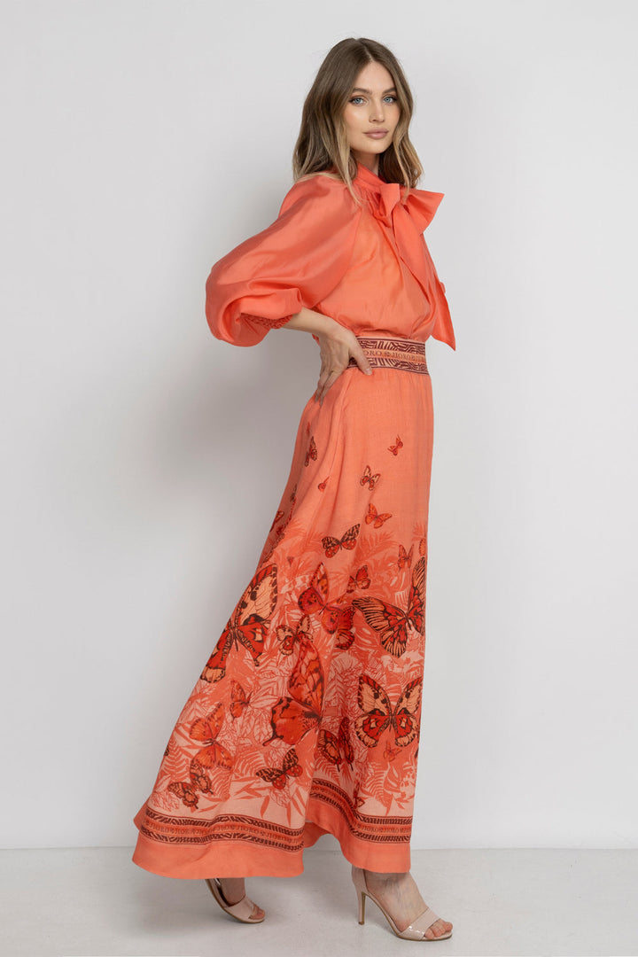 BOHEMIAN PAPAYA LYOCELL BLOUSE WITH PUFF SLEEVES AND TIE-FRONT COLLAR - ESSENTIALS