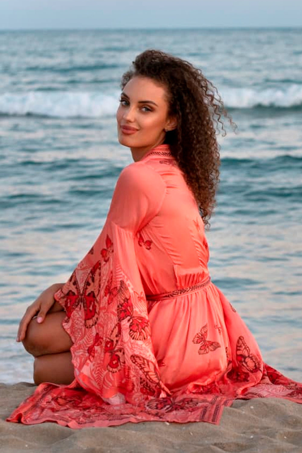 VISCOSE KIMONO WITH DRAPED BACK AND SHAWL COLLAR - PAPAYA BUTTERFLIES JIORO КИМОНО ОТ ВИСКОЗА С ШАЛ ЯКА И ДРАПИРАН ГРЪБ - PAPAYA BUTTERFLIES JIORO