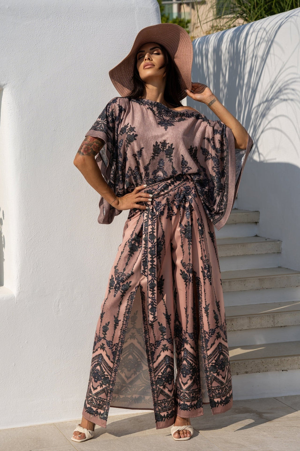 LOOSE BLOUSE – GRAFFITI POWDER JIORO СВОБОДНА БЛУЗА - GRAFFITI POWDER JIORO