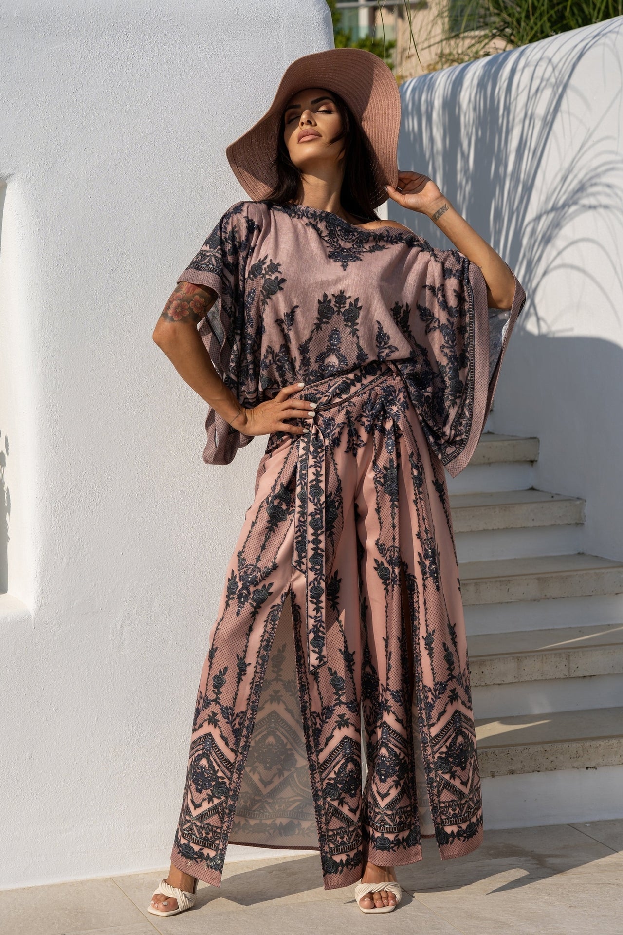 LOOSE BLOUSE – GRAFFITI POWDER JIORO СВОБОДНА БЛУЗА - GRAFFITI POWDER JIORO