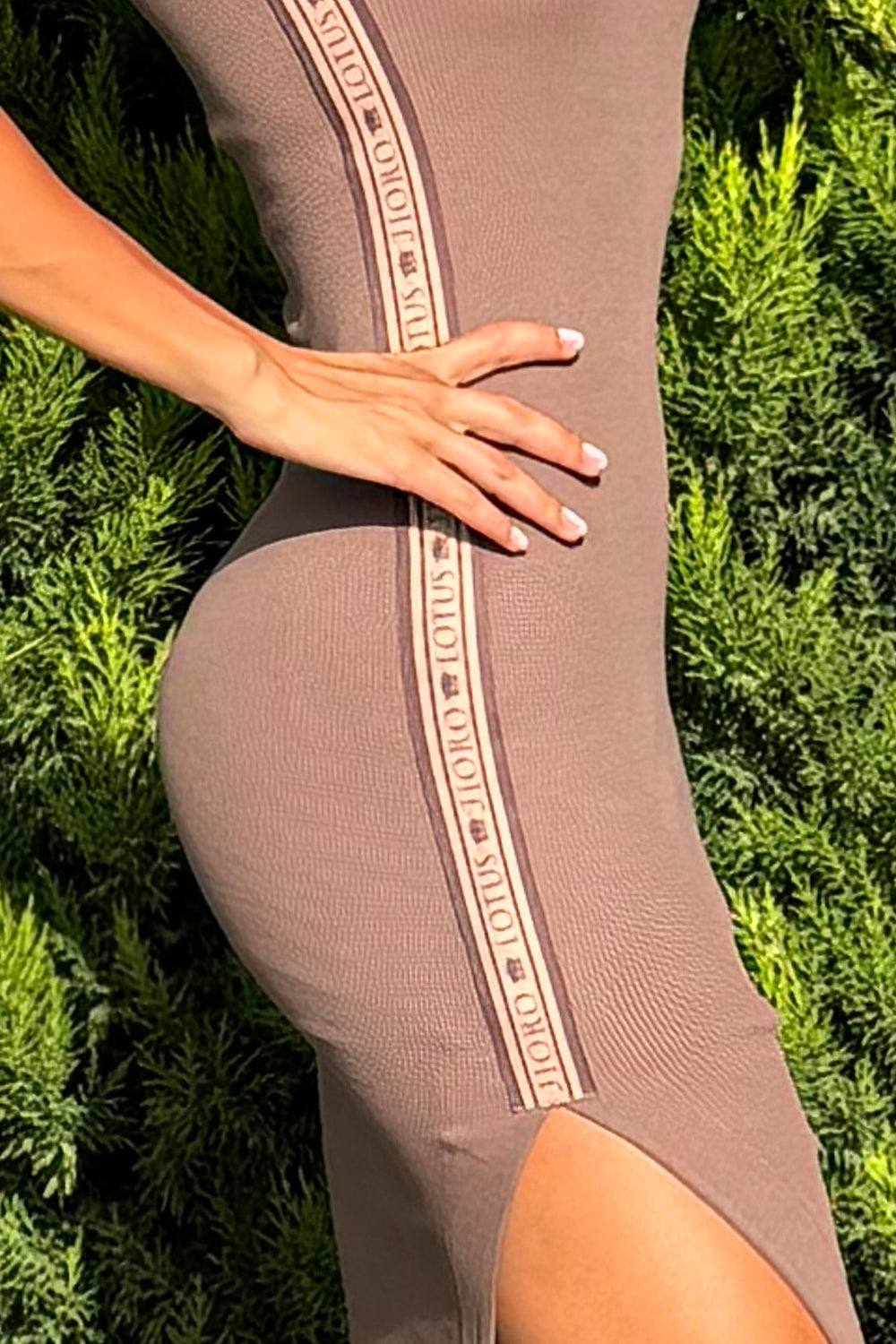 COTTON MIDI DRESS WITH ASYMMETRICAL SHOULDERS AND STRAP MOCHA MOUSSE LOGO - ESSENTIALS - Fashion Roots