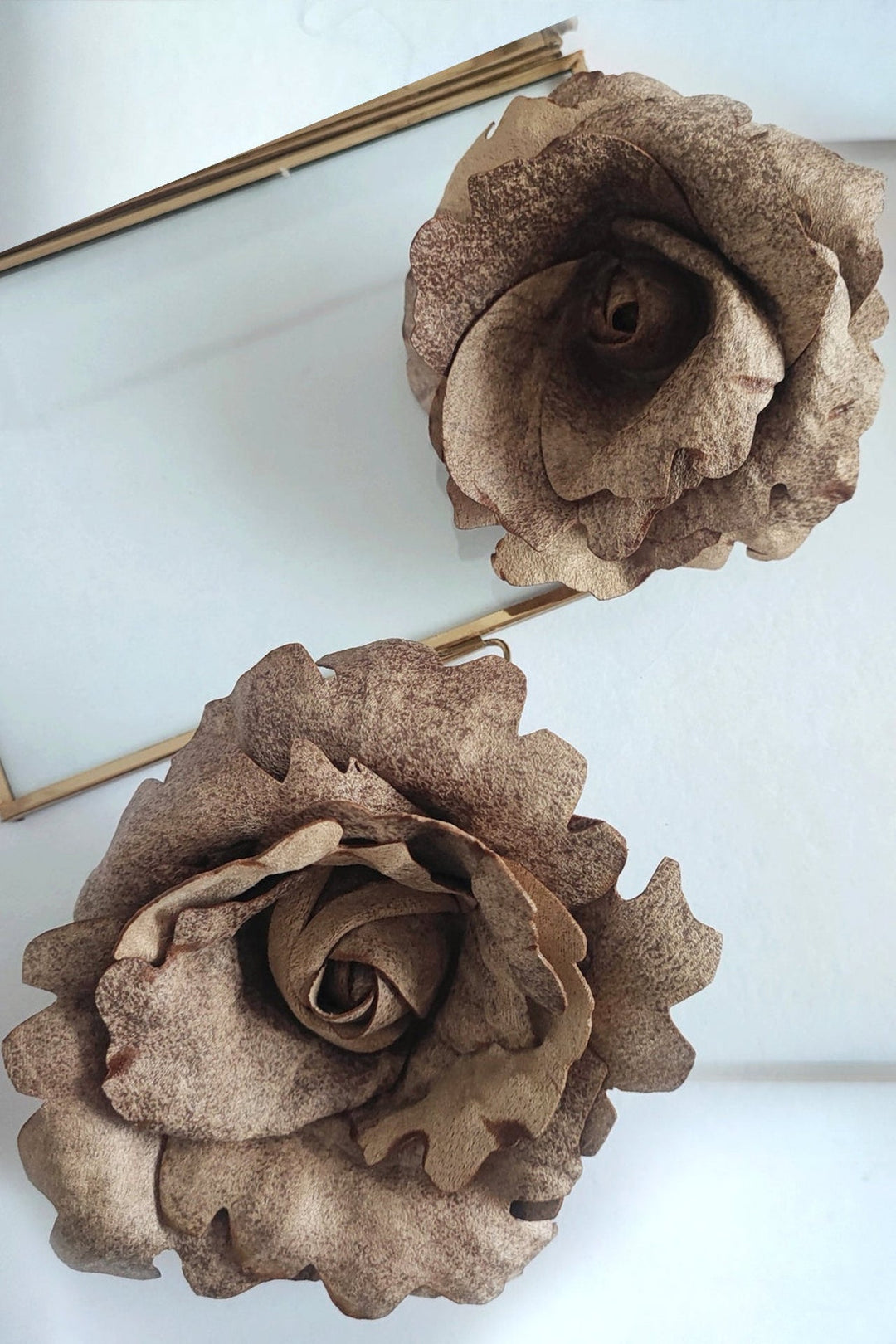 BROCHE MOYENNE ROSE BEIGE ASPECT DAIM