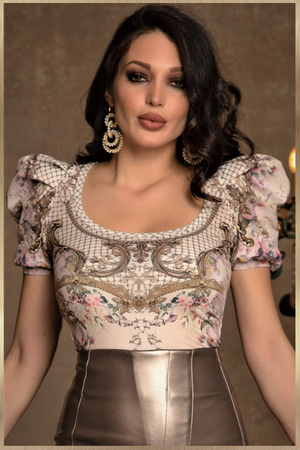 PUFF SLEEVE T-SHIRT -  BAROQUE FLOWERS