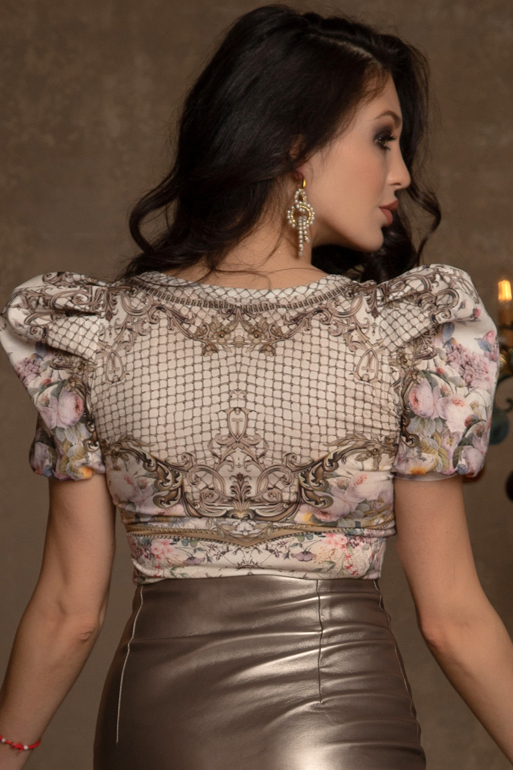 PUFF SLEEVE T-SHIRT -  BAROQUE FLOWERS