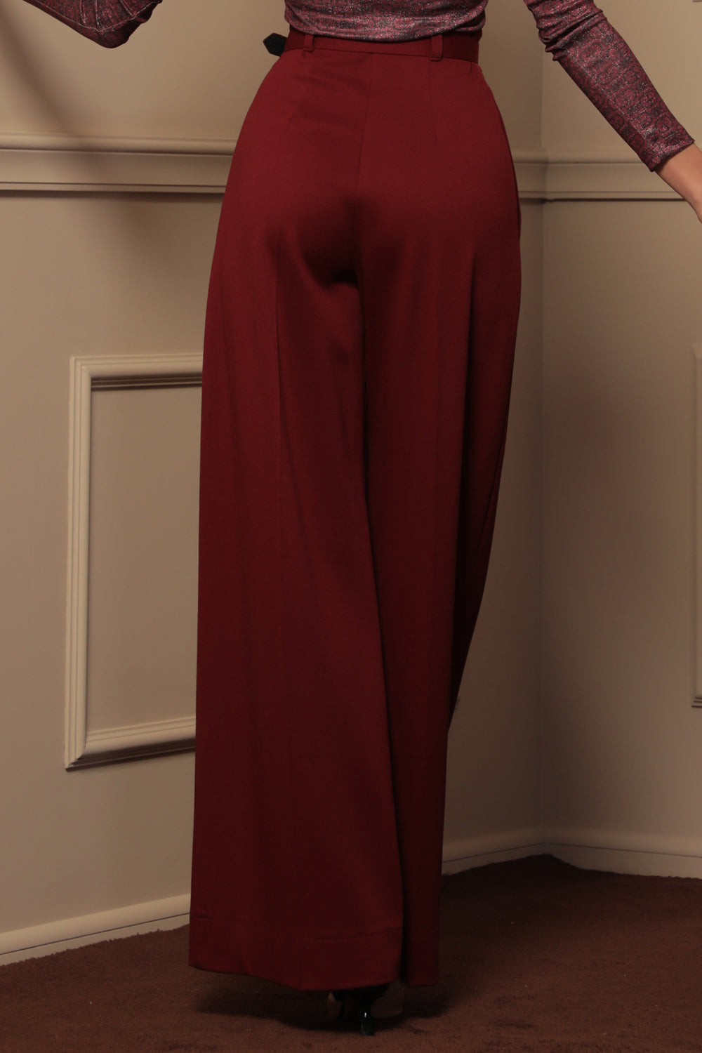 VISCOSE BLEND HIGH-WAISTED BURGUNDY TROUSERS – ESSENTIALS
