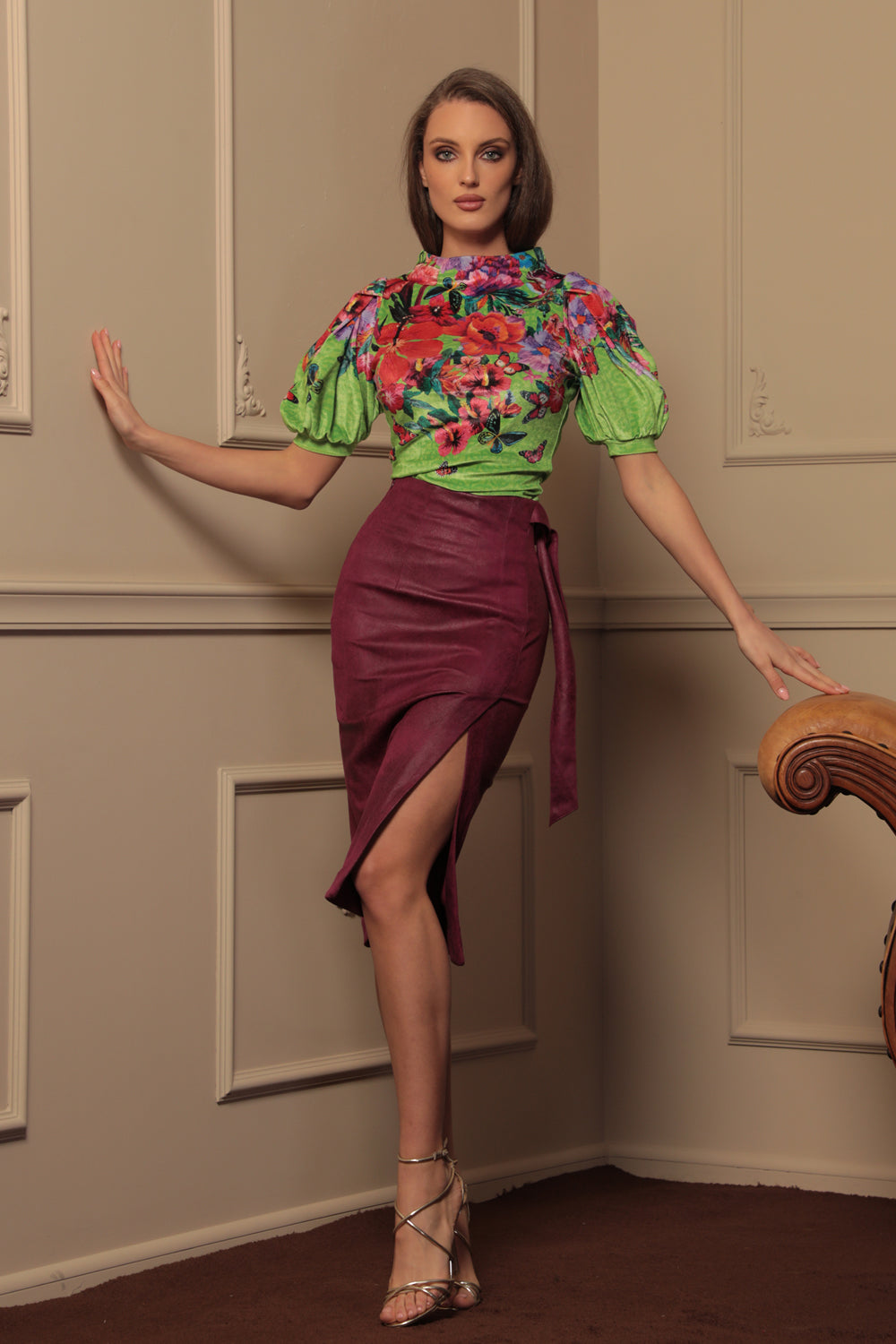 SUEDE-EFFECT BURGUNDY WRAP SKIRT - ESSENTIALS JIORO ПОЛА ОТ ВЕЛУР В ЦВЯТ БОРДО - ESSENTIALS JIORO