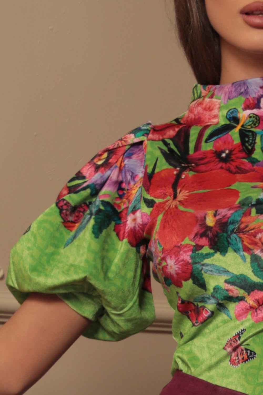 VELVET BLOUSE WITH HIGH NECK AND PUFF SLEEVES - ACID GREEN LOGO