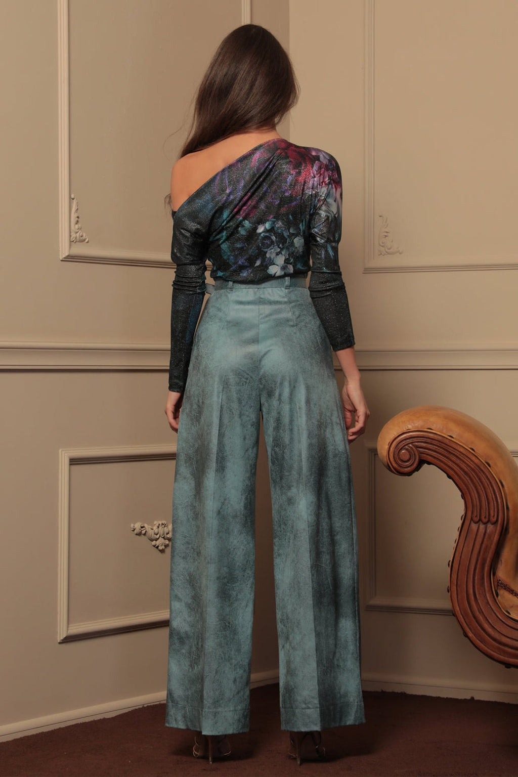 HIGH-WAISTED BLUE TROUSERS – ESSENTIALS JIORO ШИРОК ПАНТАЛОН ОТ ВЕЛУР С ВИСОКА ТАЛИЯ В ЦВЯТ АЗУРНО СИНЬО - ESSENTIAL JIORO