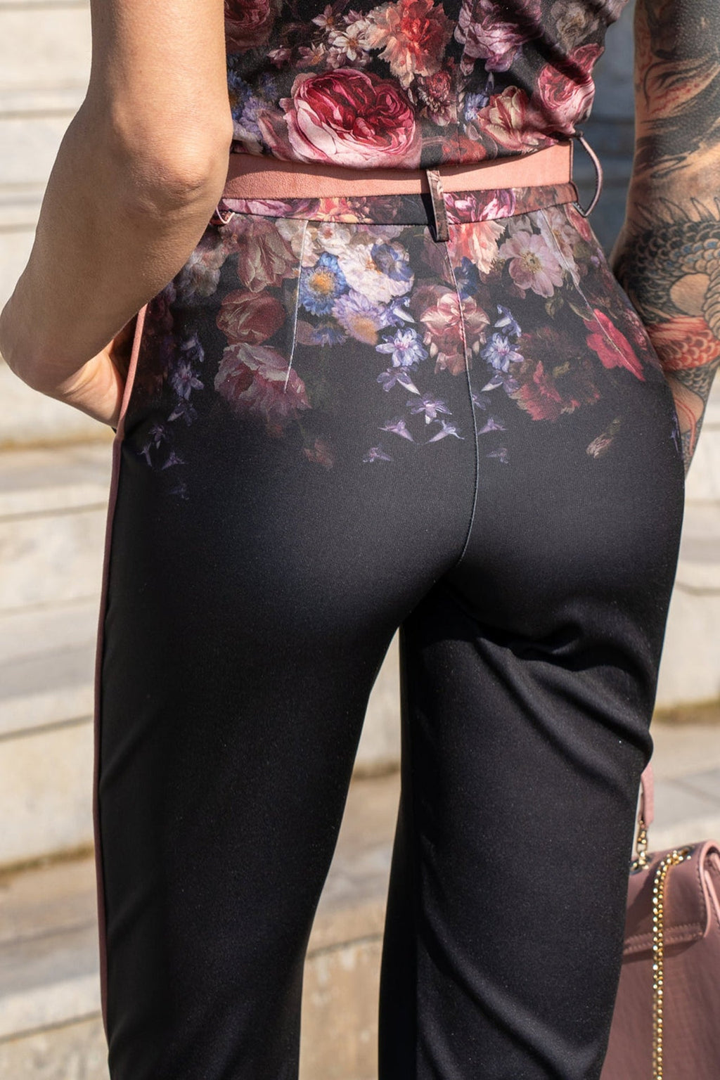 PANTALON CLASSIQUE - FLEURS VINTAGE