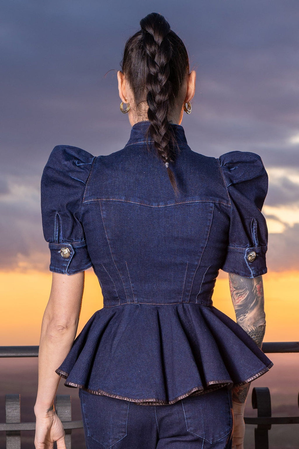 BUFFER SLEEVE DENIM BLAZER - ESSENTIALS JIORO ДЕНИМЕН БЛЕЙЗЕР С БУФАН РЪКАВ - ESSENTIALS JIORO