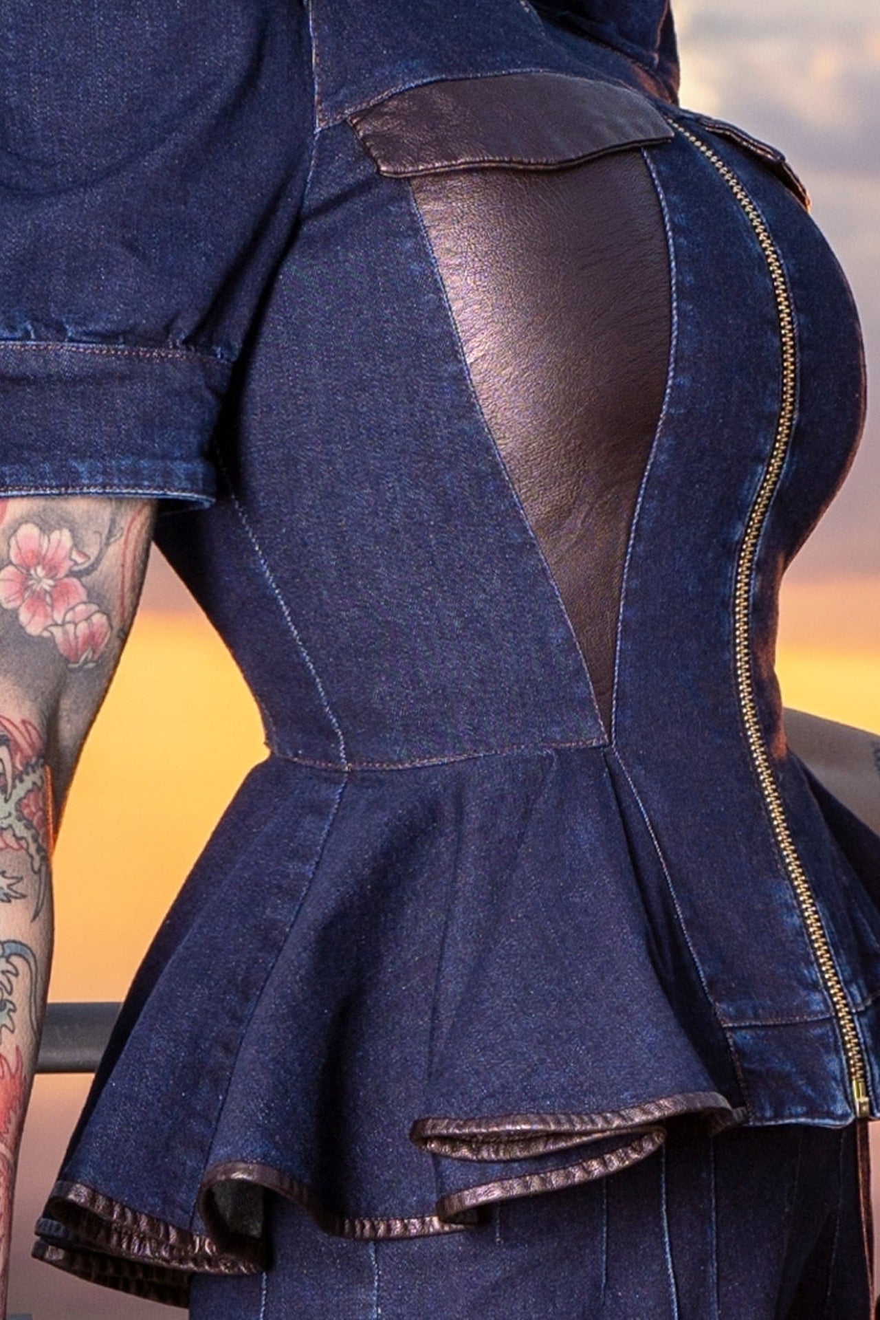 BLAZER EN JEAN À MANCHES TAMPON - ESSENTIALS