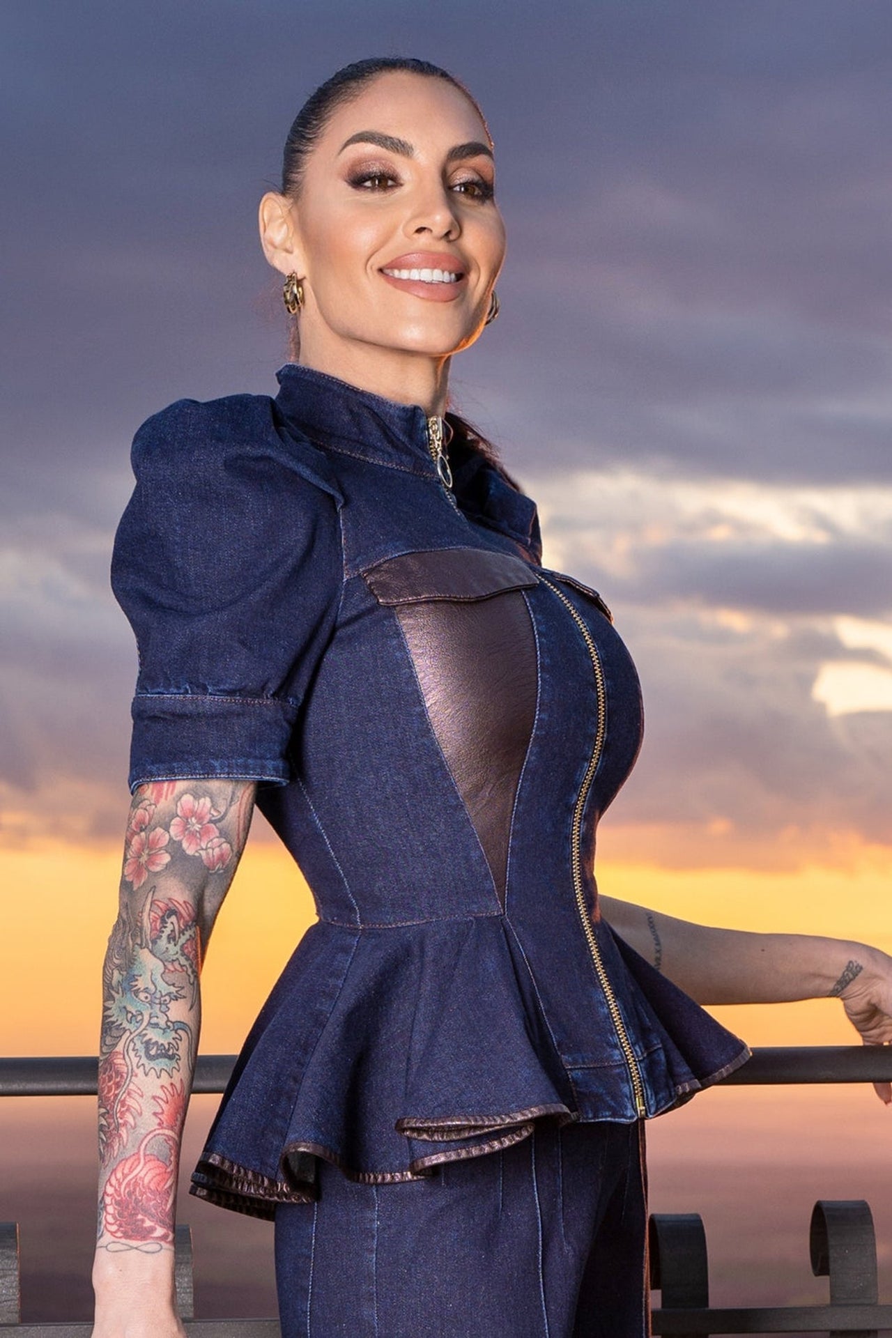 BLAZER EN JEAN À MANCHES TAMPON - ESSENTIALS