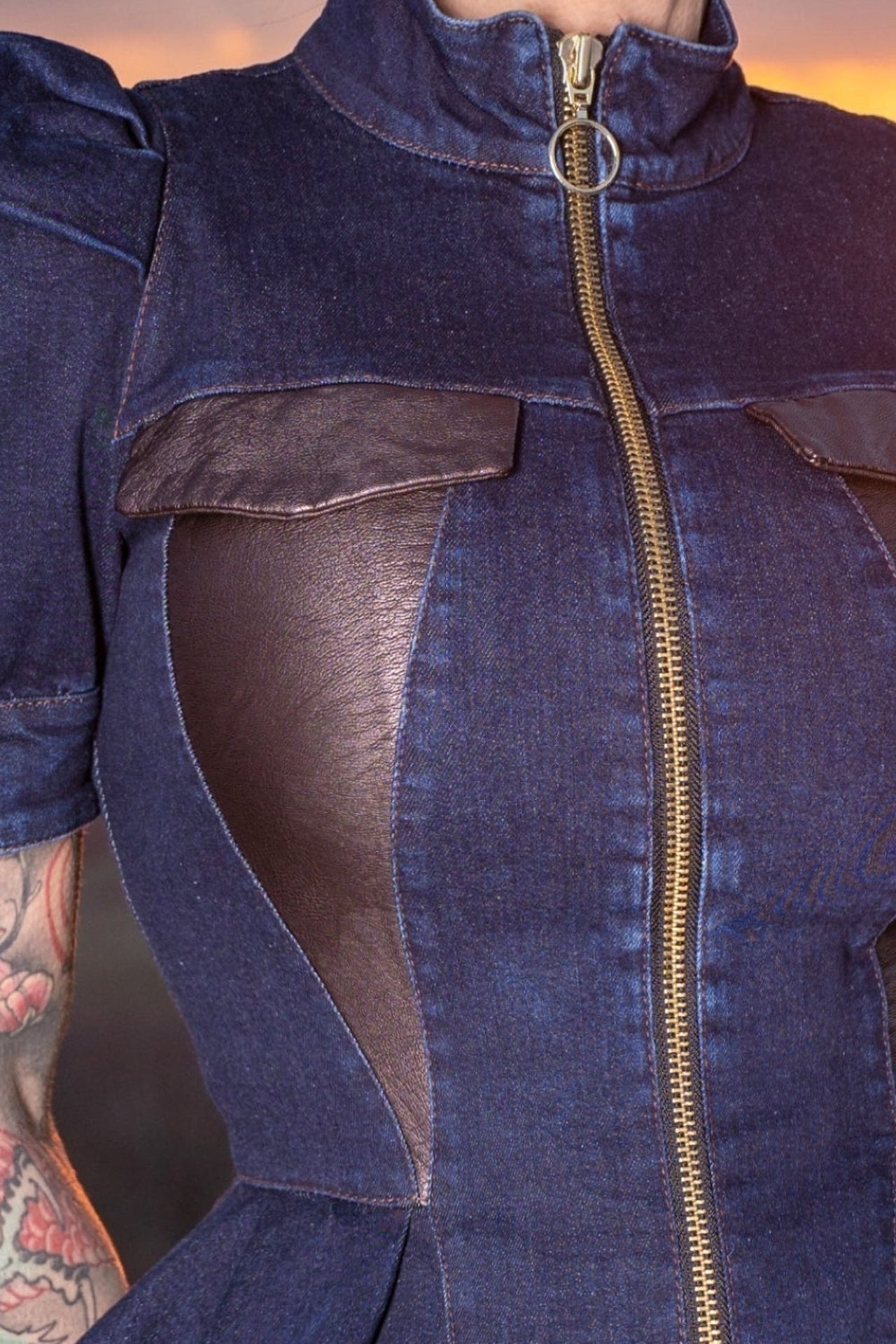 BLAZER EN JEAN À MANCHES TAMPON - ESSENTIALS