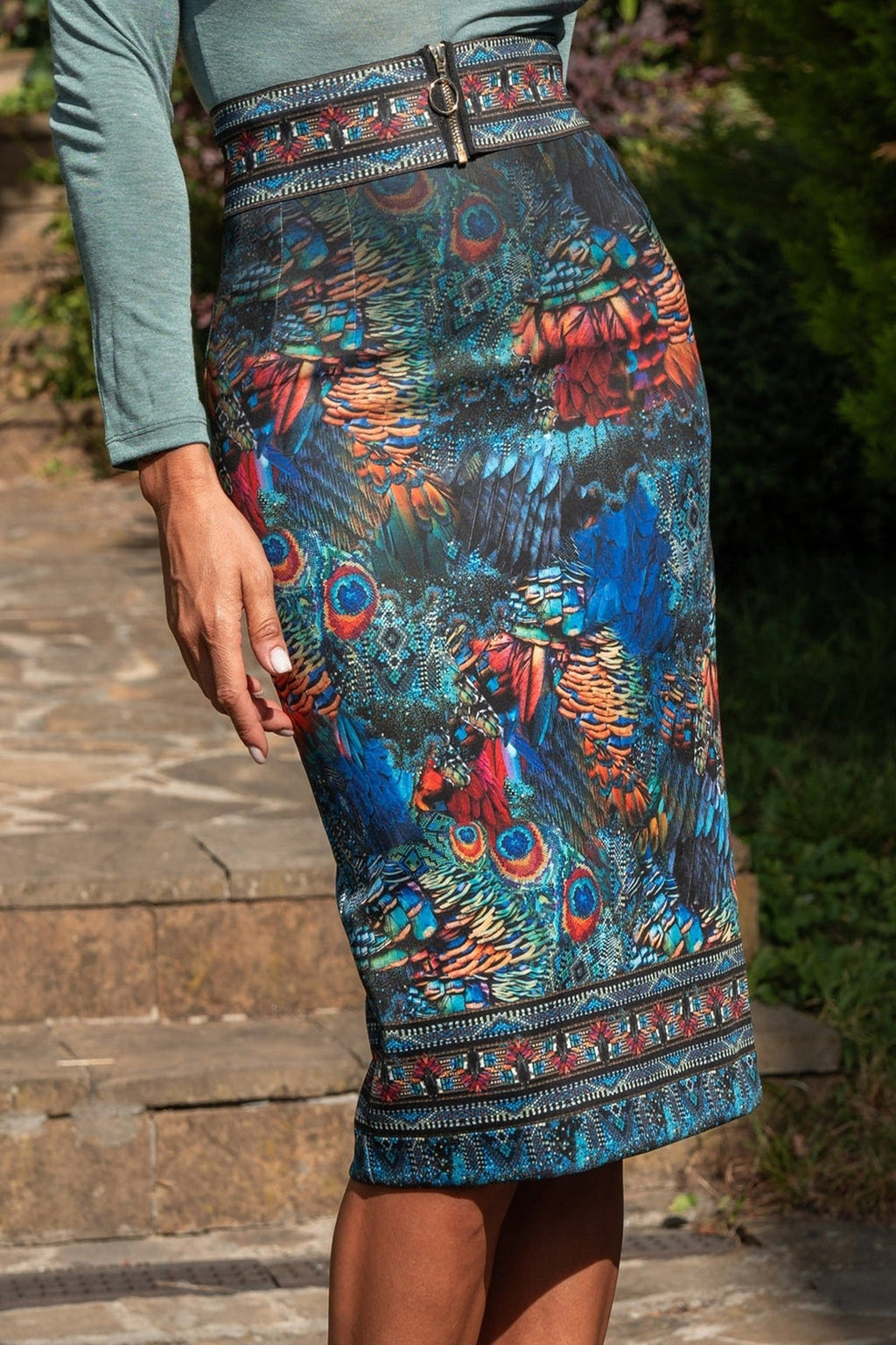 SKIRT TO THE KNEE - AMAZONIA JIORO ПОЛА ДО КОЛЯНОТО - AMAZONIA JIORO