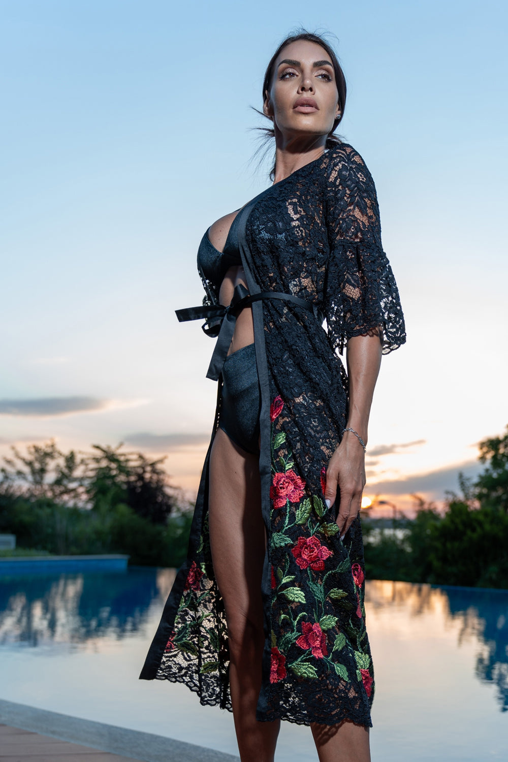 BLACK LACE KIMONO WITH FLOWERS AND BELT - ESSENTIALS