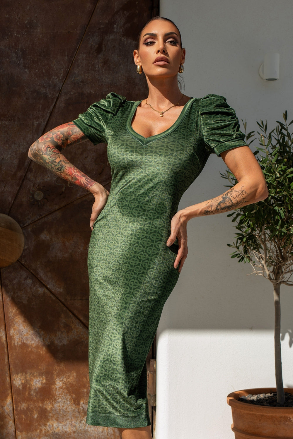 ROBE EN VELOURS À MANCHES BOUFFANTES - LOGO VERT ÉMERAUDE