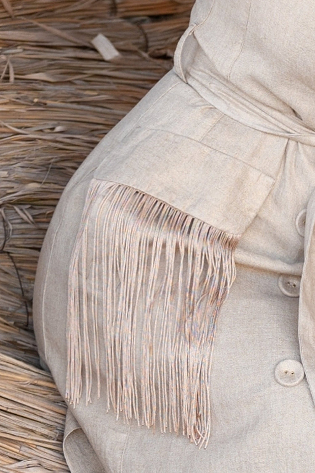 LINEN SLEEVELESS TRENCH MIDI DRESS WITH FRINGES - ESSENTIALS