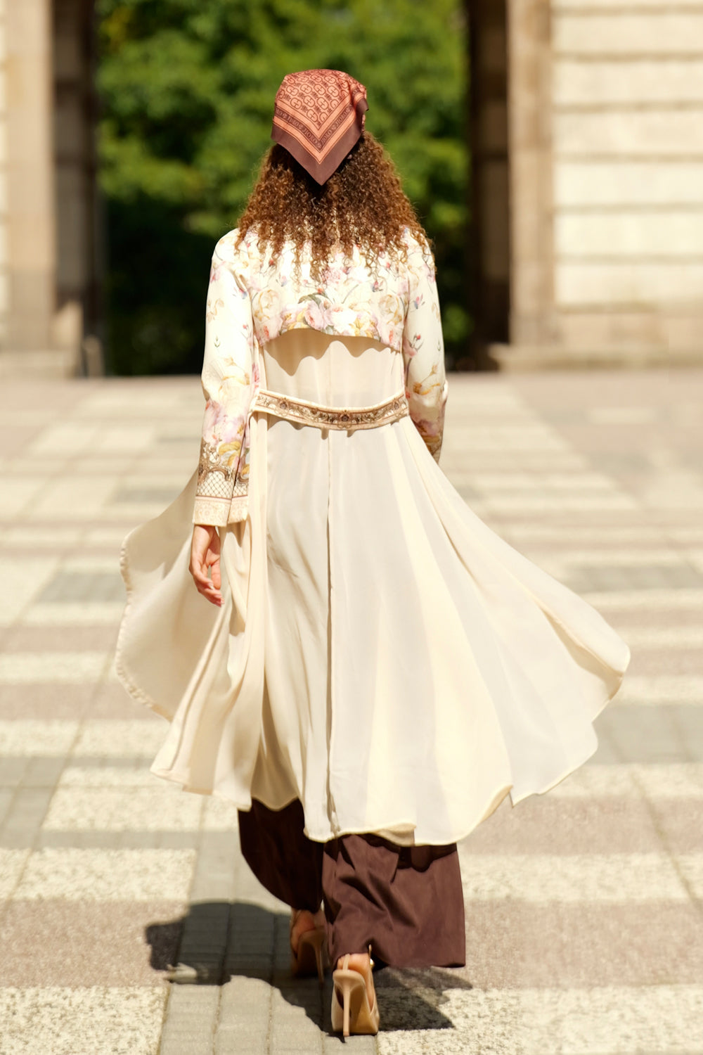 ELEGANT PRINTED CARDIGAN WITH CHIFFON BACK - BAROQUE FLOWERS JIORO ЕЛЕГАНТНА ЖИЛЕТКА С ПРИНТ И ШИФОНЕН ГРЪБ - BAROQUE FLOWERS JIORO