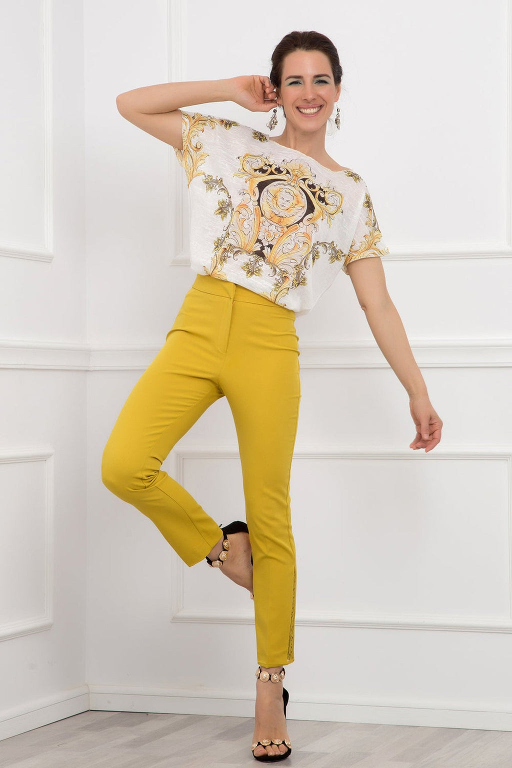 LOOSE COTTON-BLEND PRINTED TOP