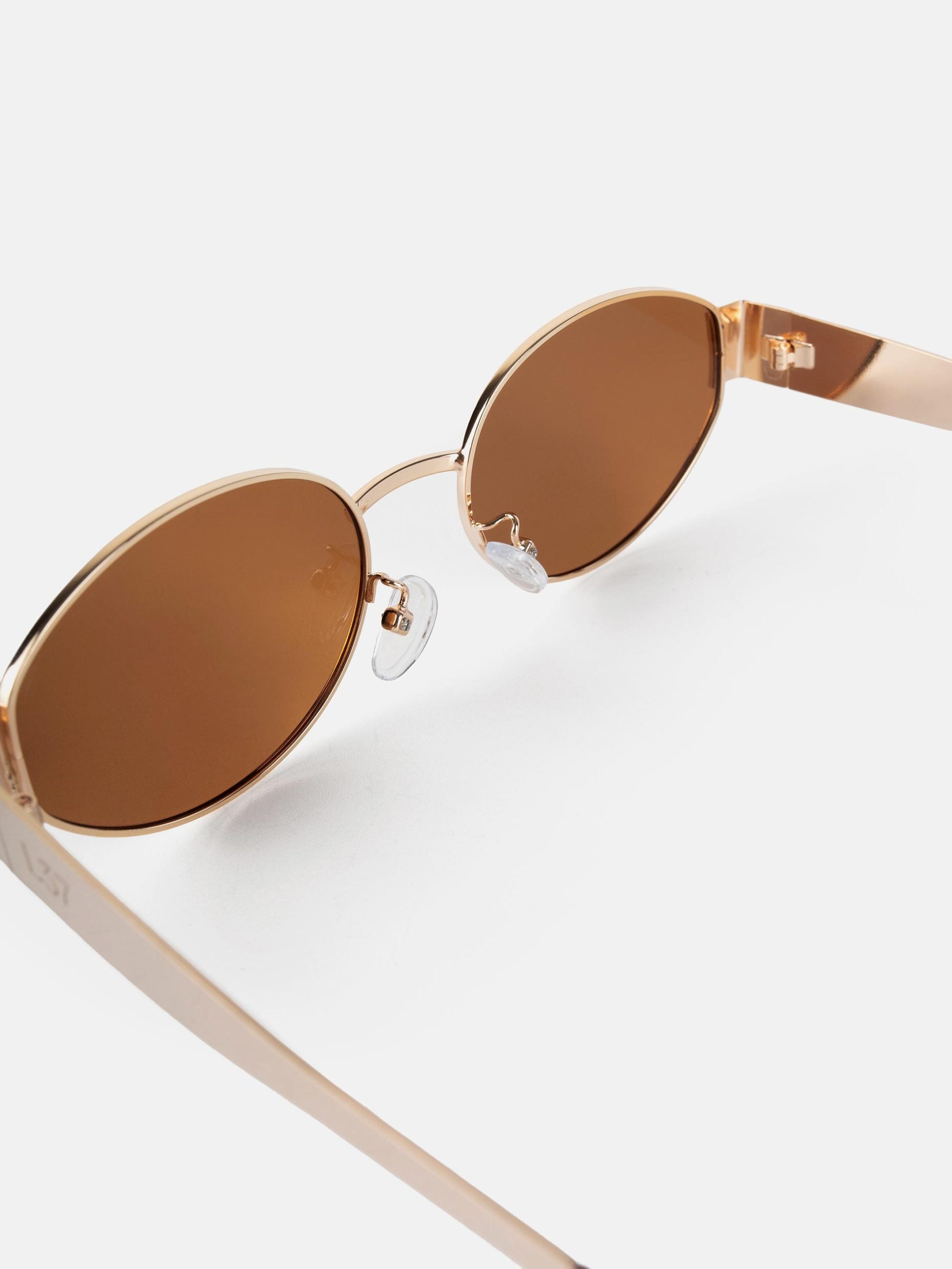 898d56a032054411666fc0eb0821c895