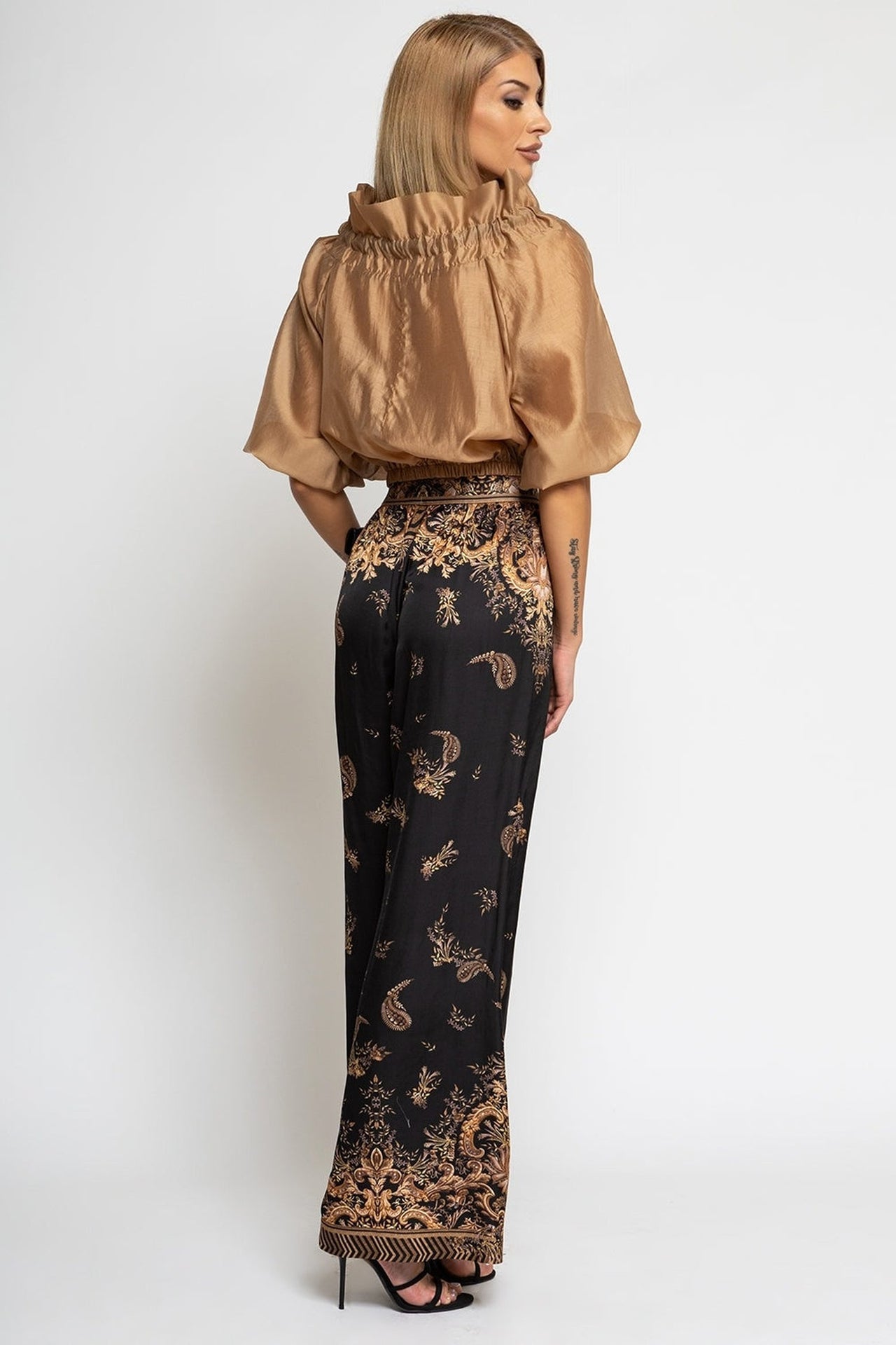 VISCOSE SATIN WIDE-LEG TROUSERS WITH ELASTIC WAIST - GOLDEN STRIPES JIORO СВОБОДЕН ПАНТАЛОН ОТ ЛЪСКАВА ВИСКОЗА - GOLDEN STRIPES JIORO