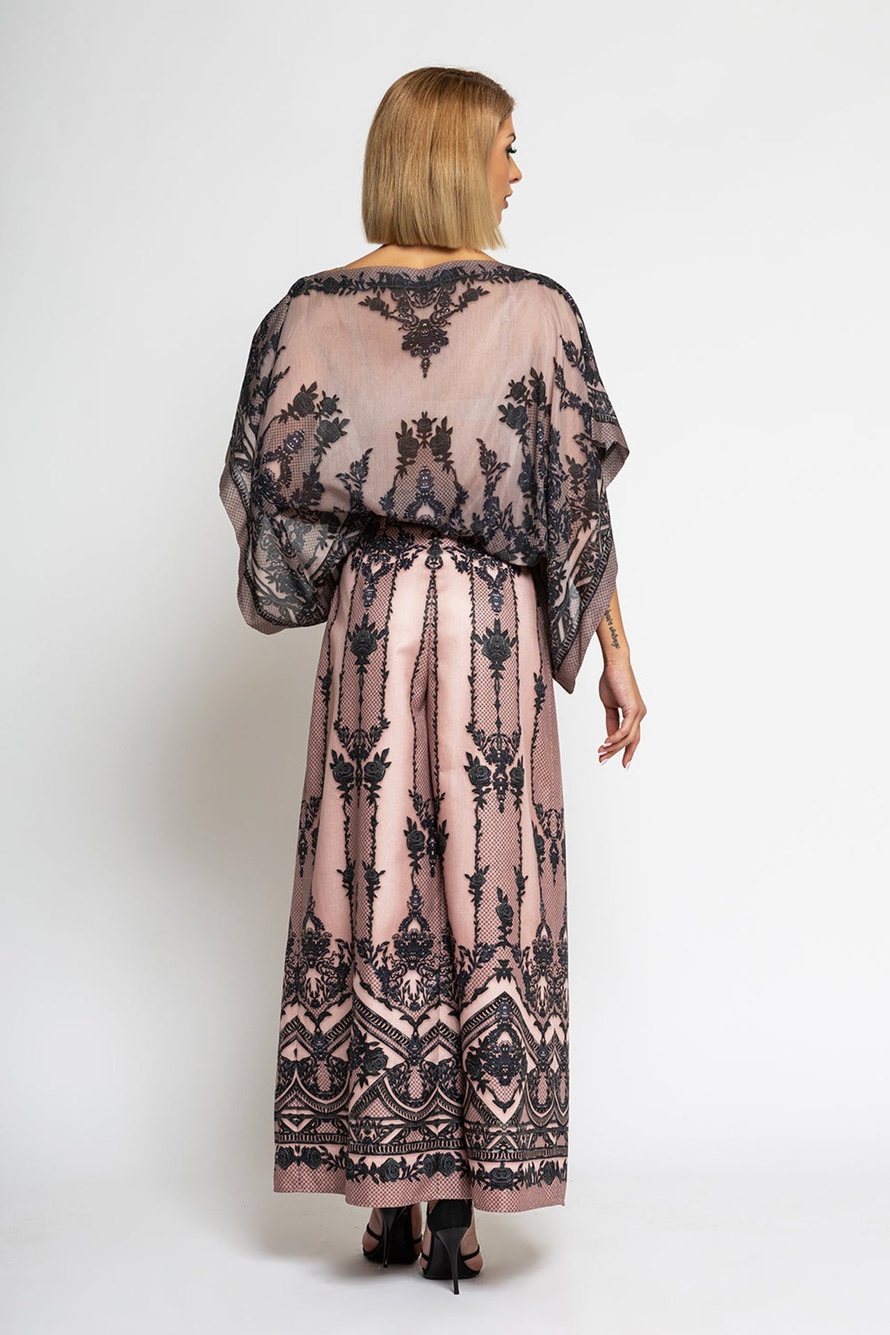 SILK COTTON LOOSE-FIT BLOUSE - GRAFFITI POWDER