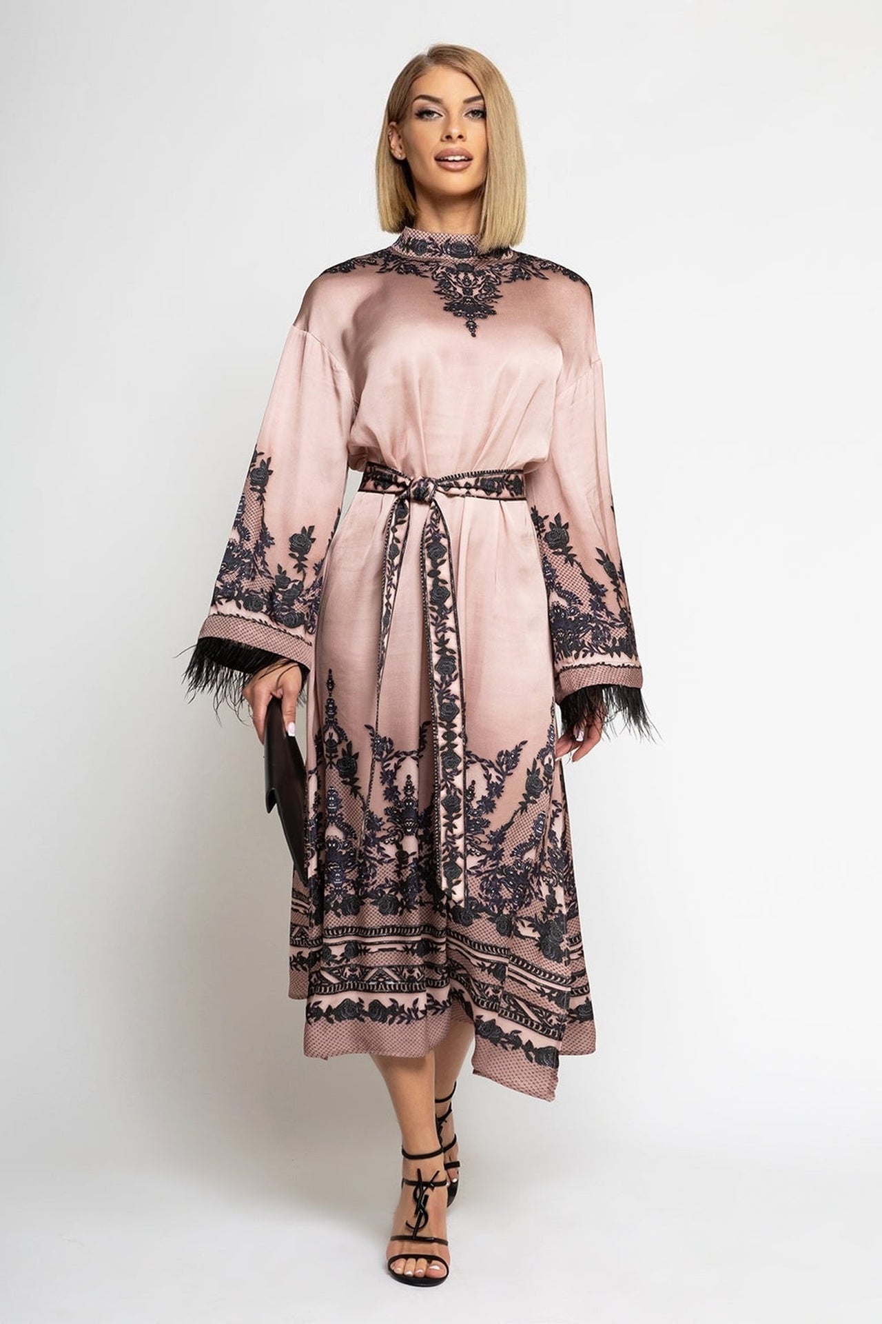 VISCOSE SATIN CAFTAN WITH FEATHERS - GRAFFITI POWDER - Fashion Roots