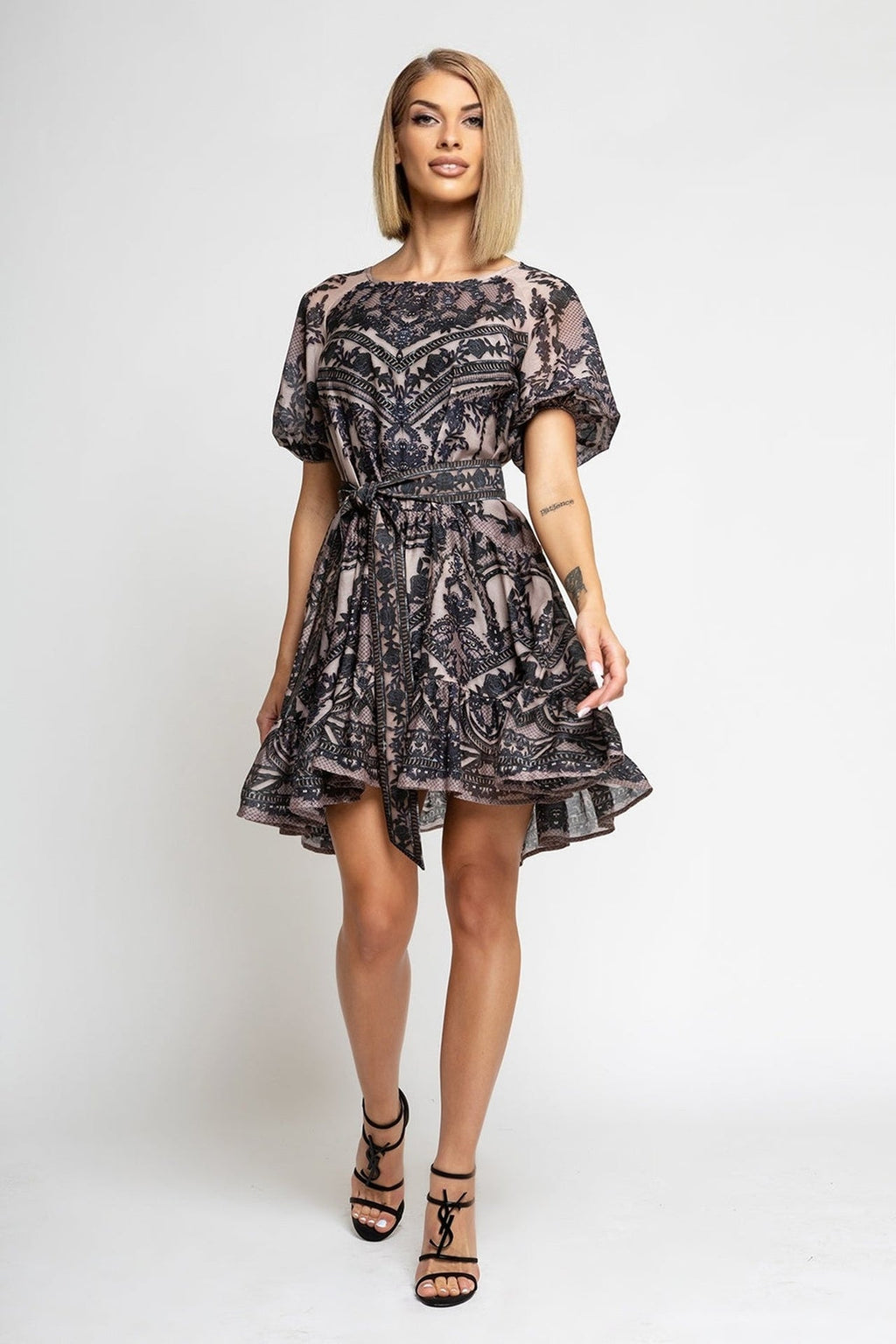 ROBE EN SOIE ET VISCOSE À VOLANTS - GRAFFITI POWDER