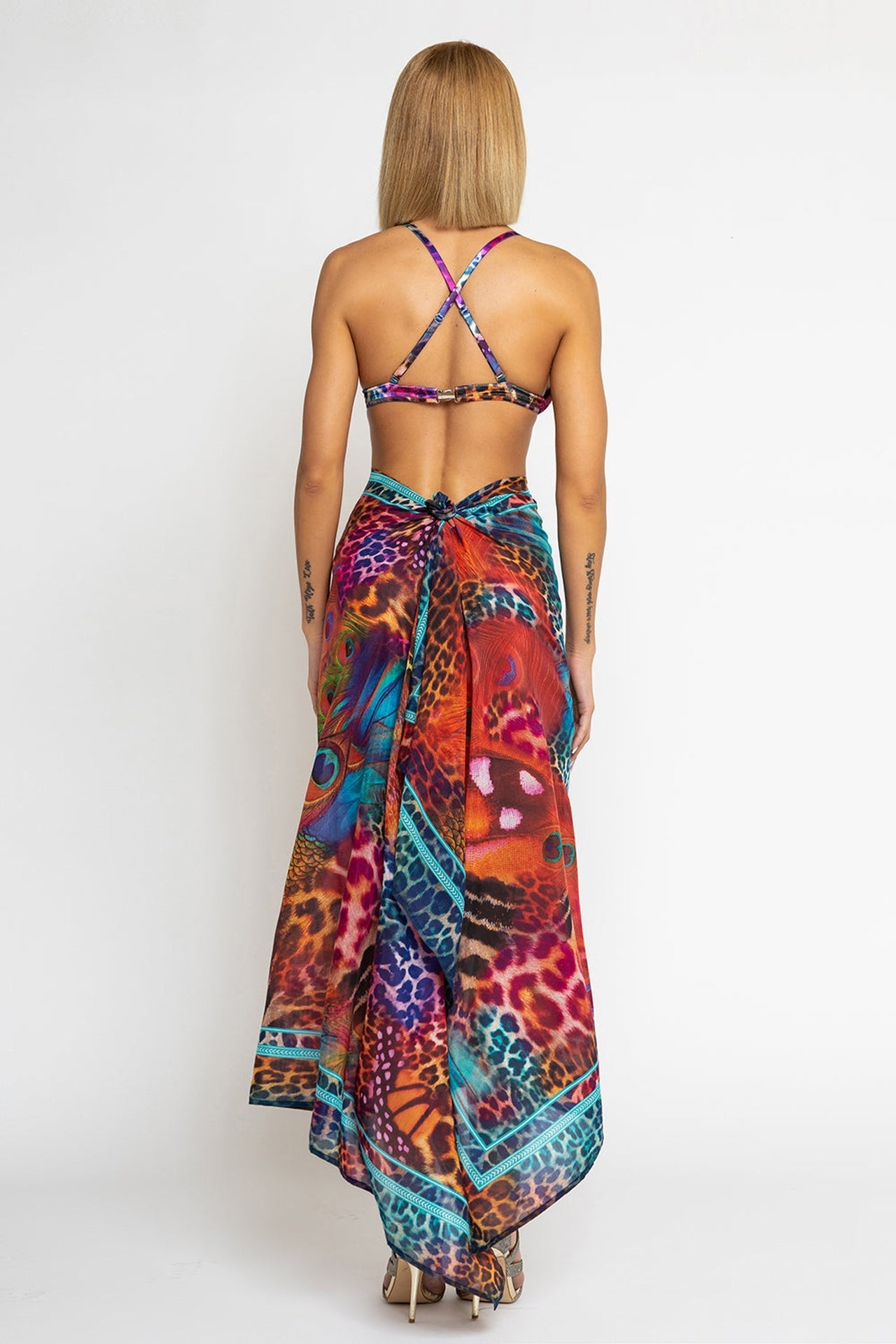 SILK AND COTTON PAREO AND SCARF SET - LEO NEON WILD JIORO СЕТ ПАРЕО И ШАЛ ОТ ПАМУК КОПРИН - LEO NEON JIORO