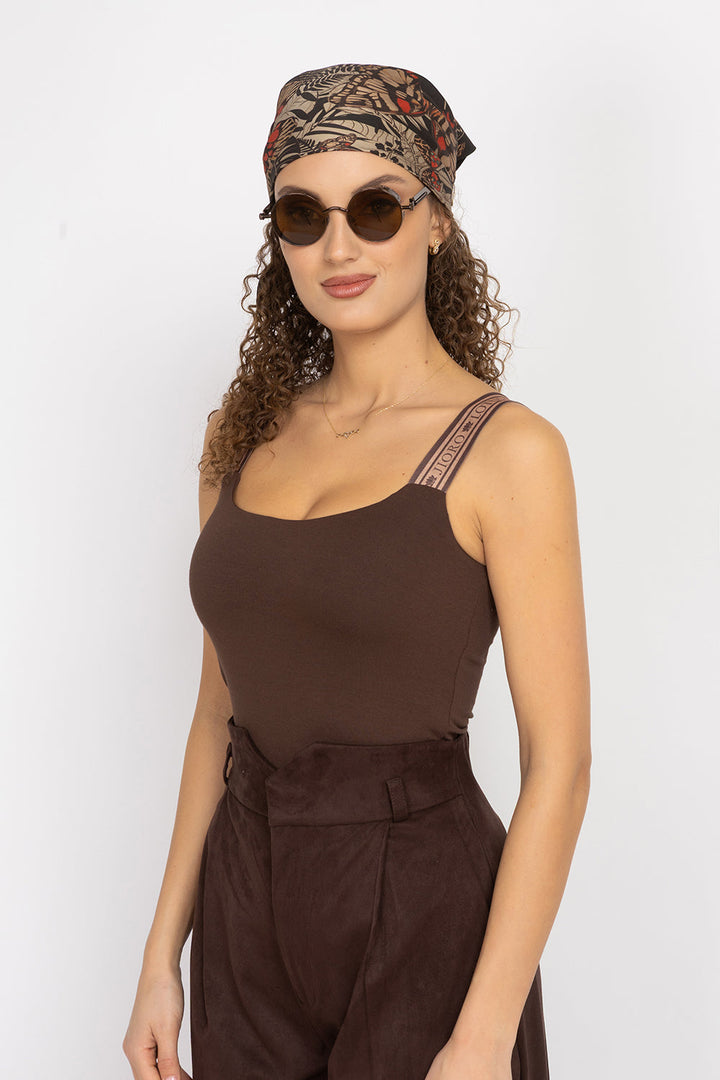VISCOSE TANK TOP IN BROWN WITH ELASTIC STRAPS - ESSENTIALS JIORO КАФЯВ ТОП ОТ ВИСКОЗА С ЕЛАСТИЧНИ ПРЕЗРАМКИ - ESSENTIALS JIORO